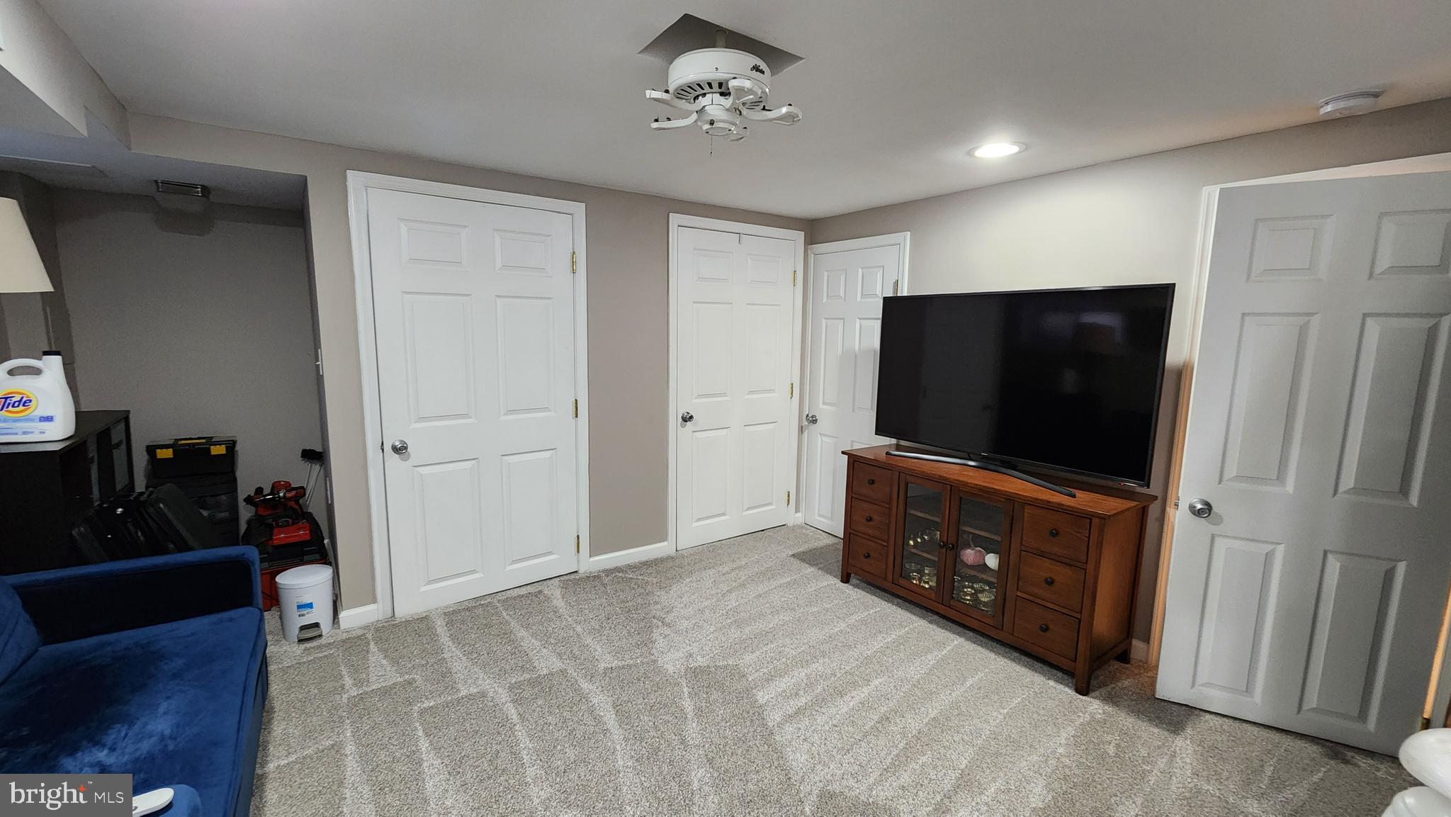 OLD TOWN - Residential Lease