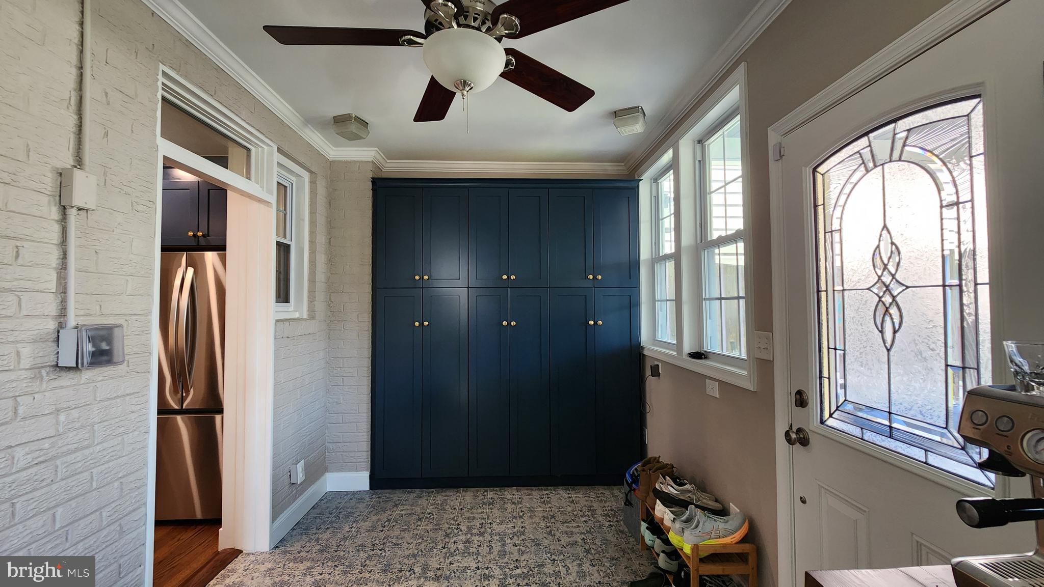 OLD TOWN - Residential Lease