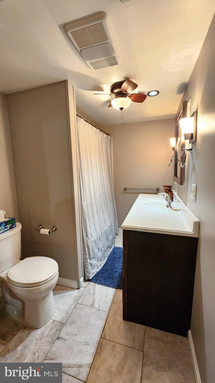 OLD TOWN - Residential Lease