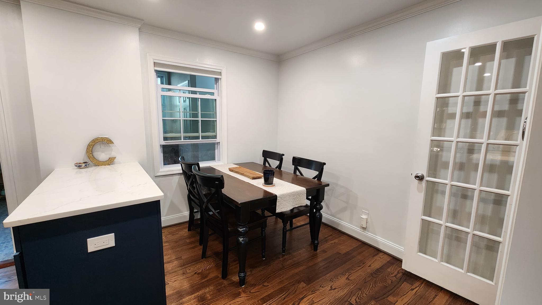 OLD TOWN - Residential Lease