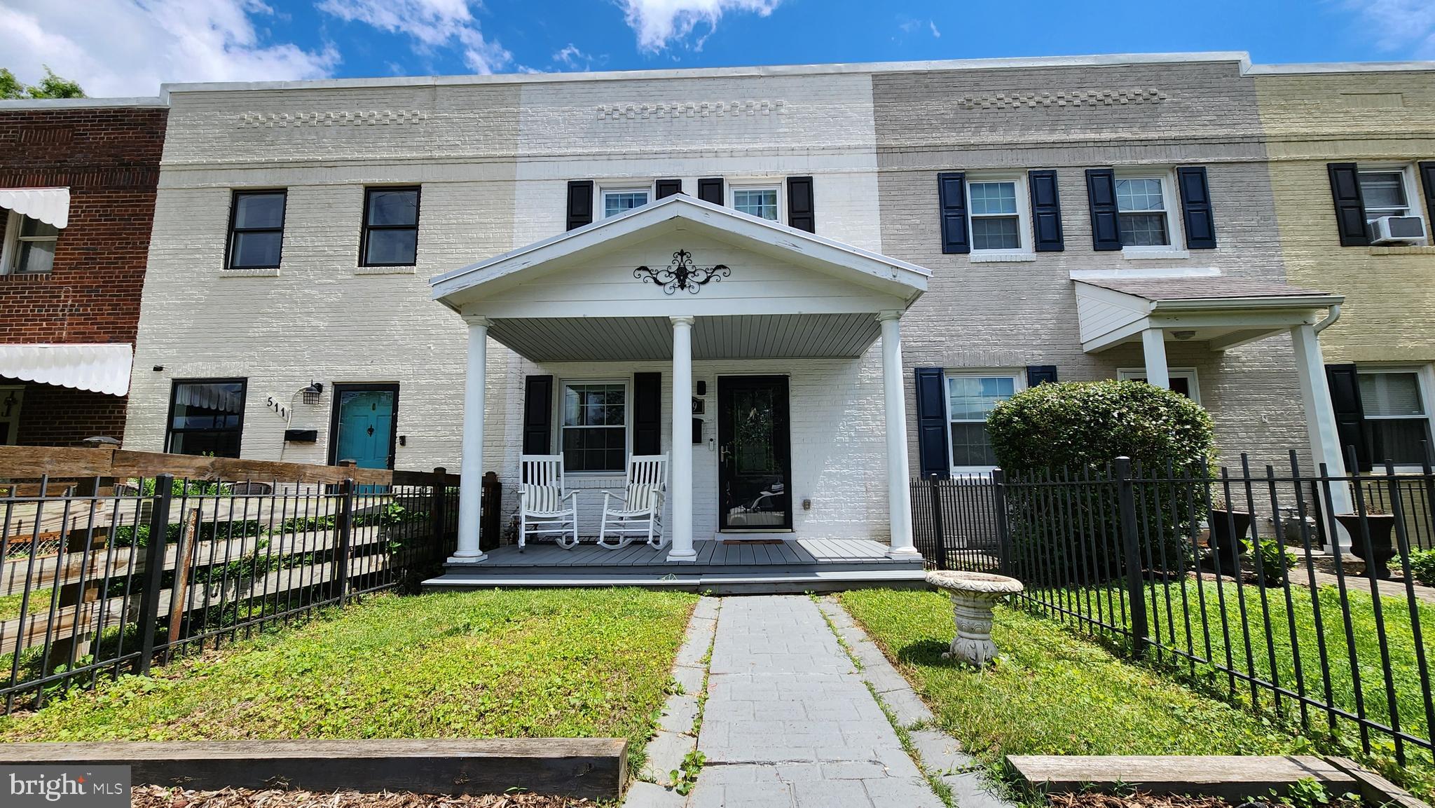 OLD TOWN - Residential Lease