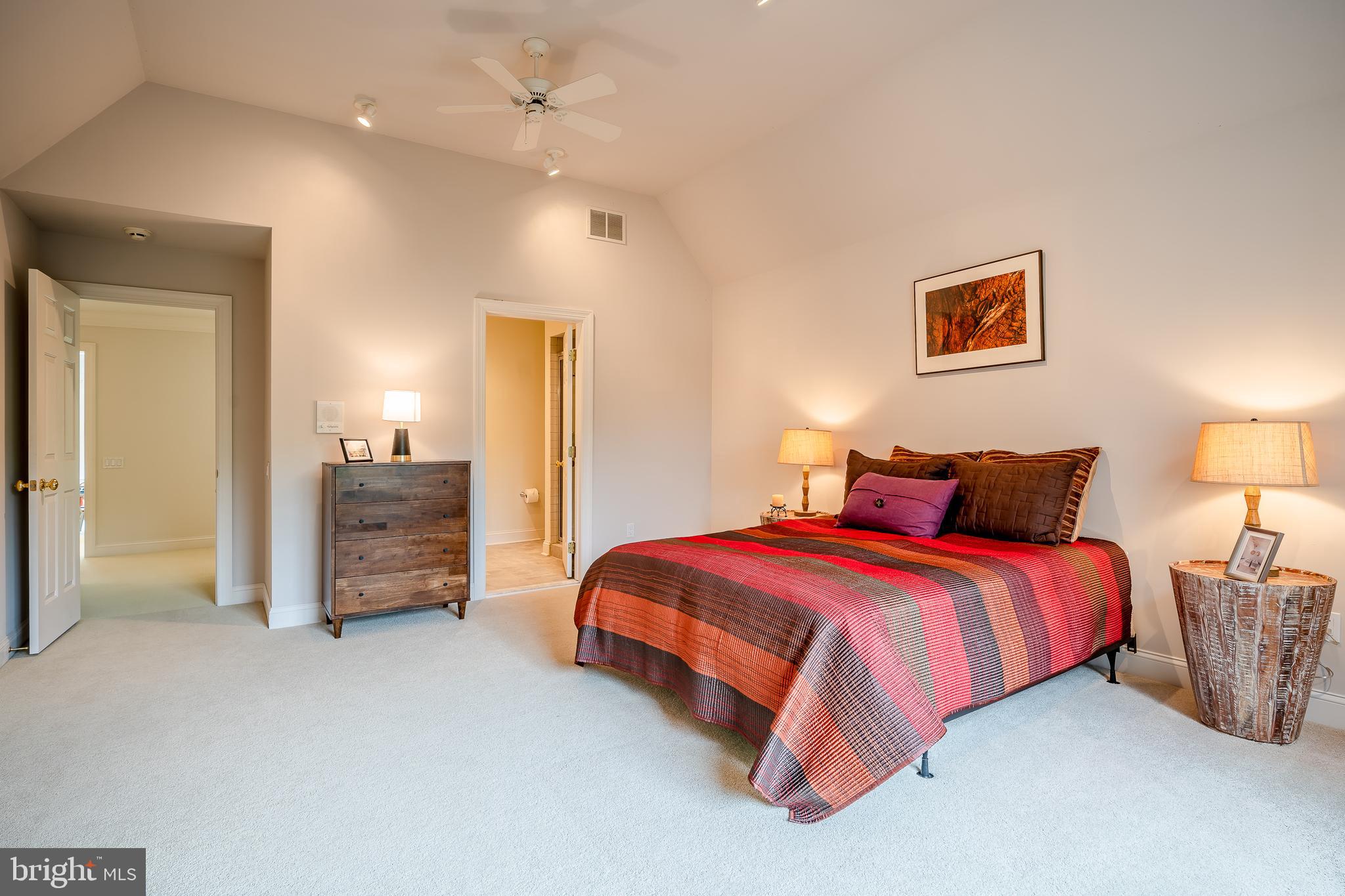 DOVECOTE - Residential