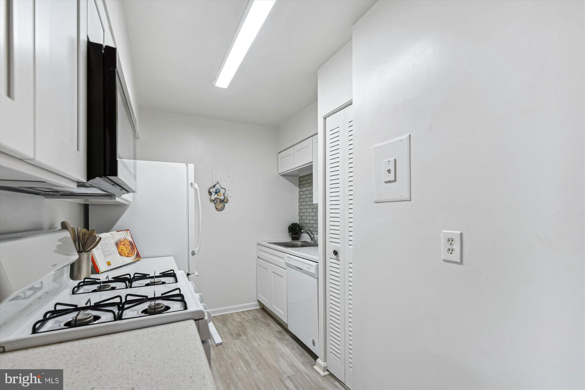 FAIRWINDS OF ANNAPOLIS - Residential