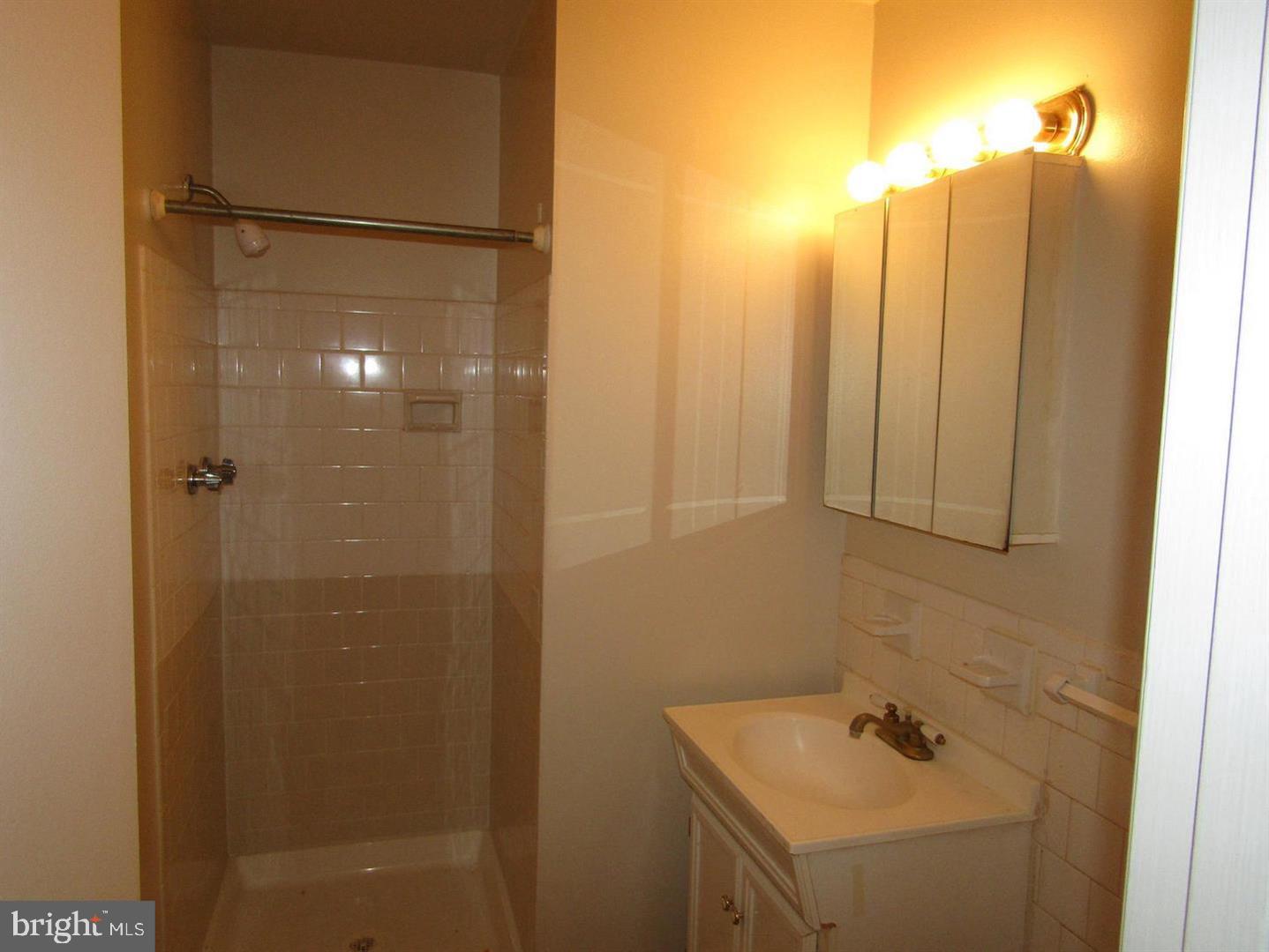 PLYMOUTH GARDENS - Residential