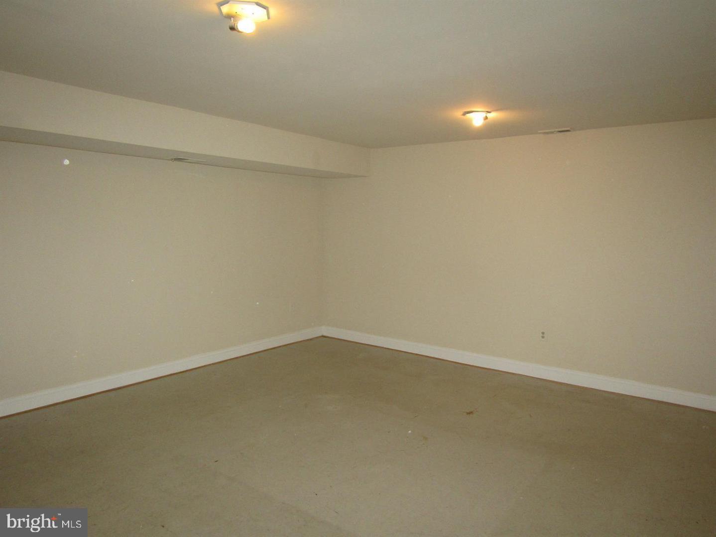 PLYMOUTH GARDENS - Residential