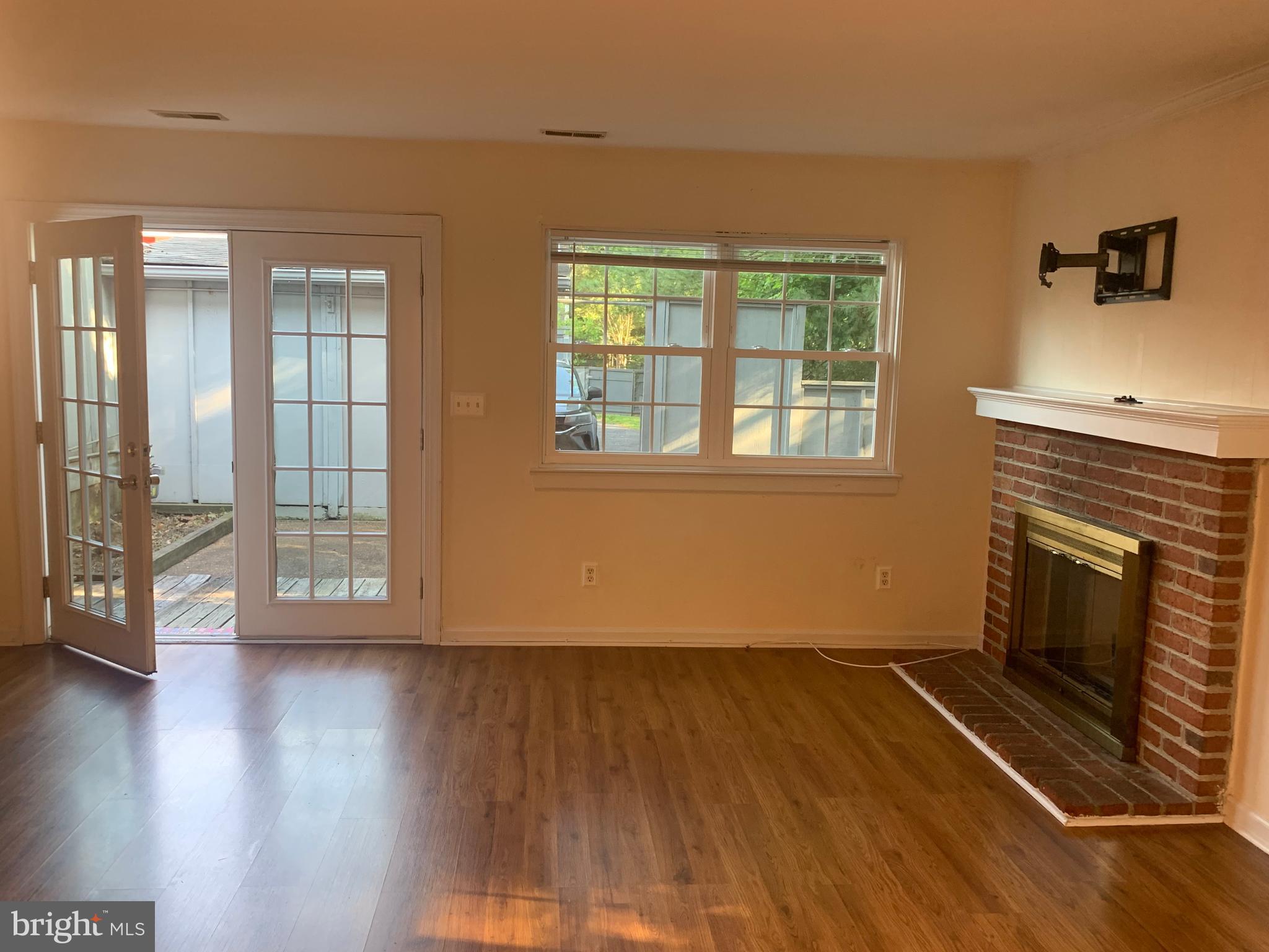 133 WOODLAKE DRIVE