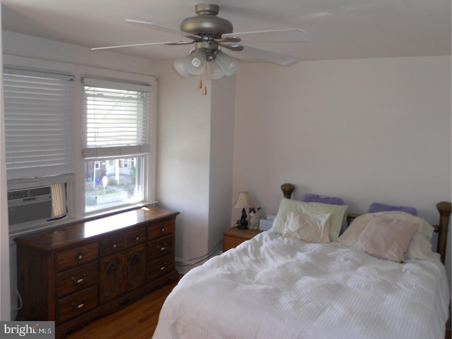 EAST FALLS - Residential Lease