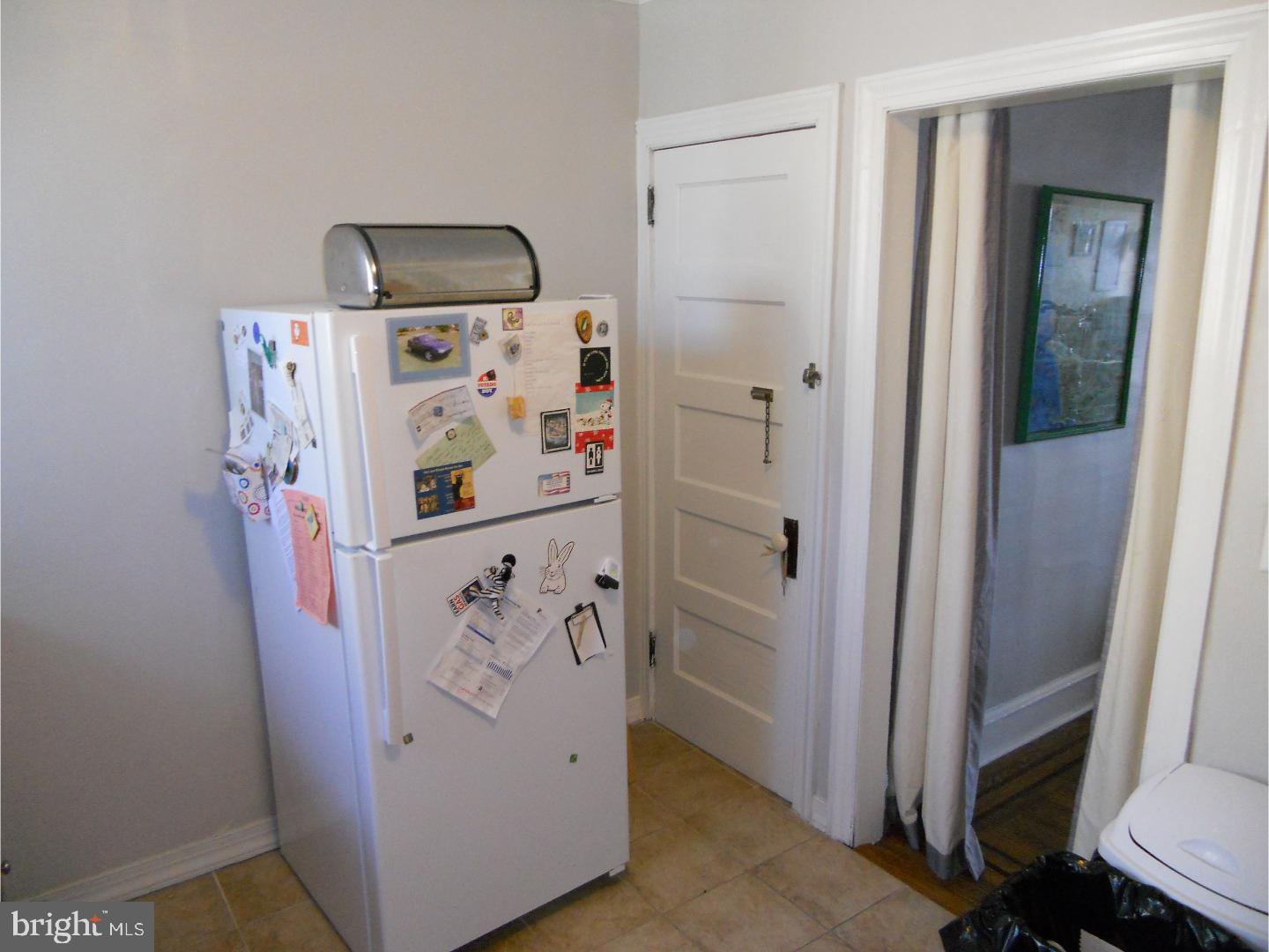 EAST FALLS - Residential Lease