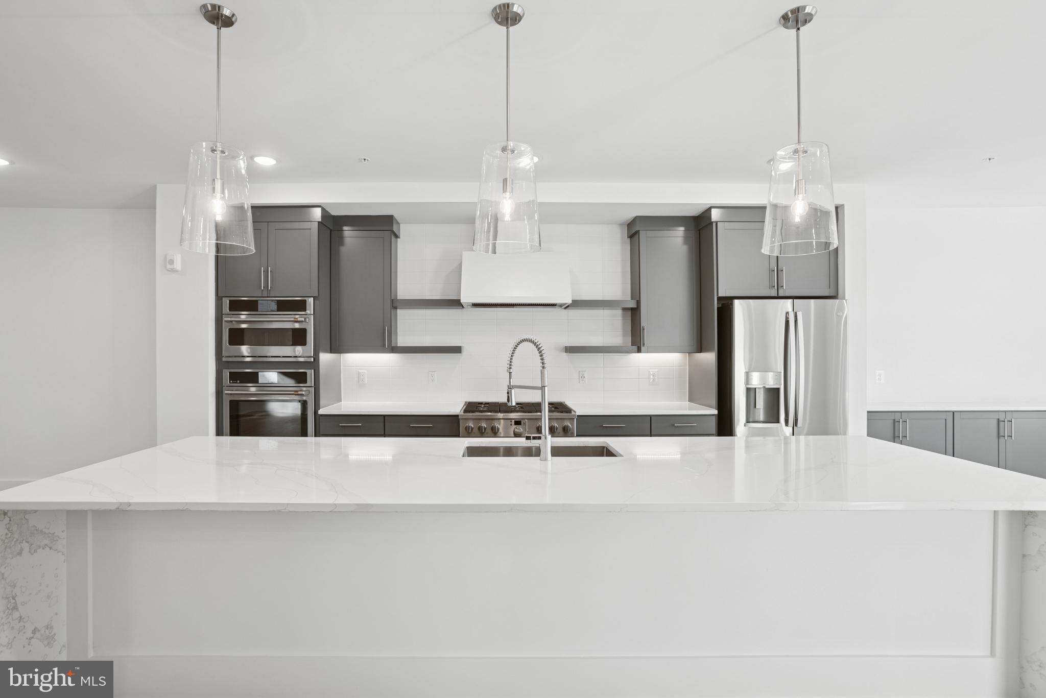 LOCKE LANDING - Residential