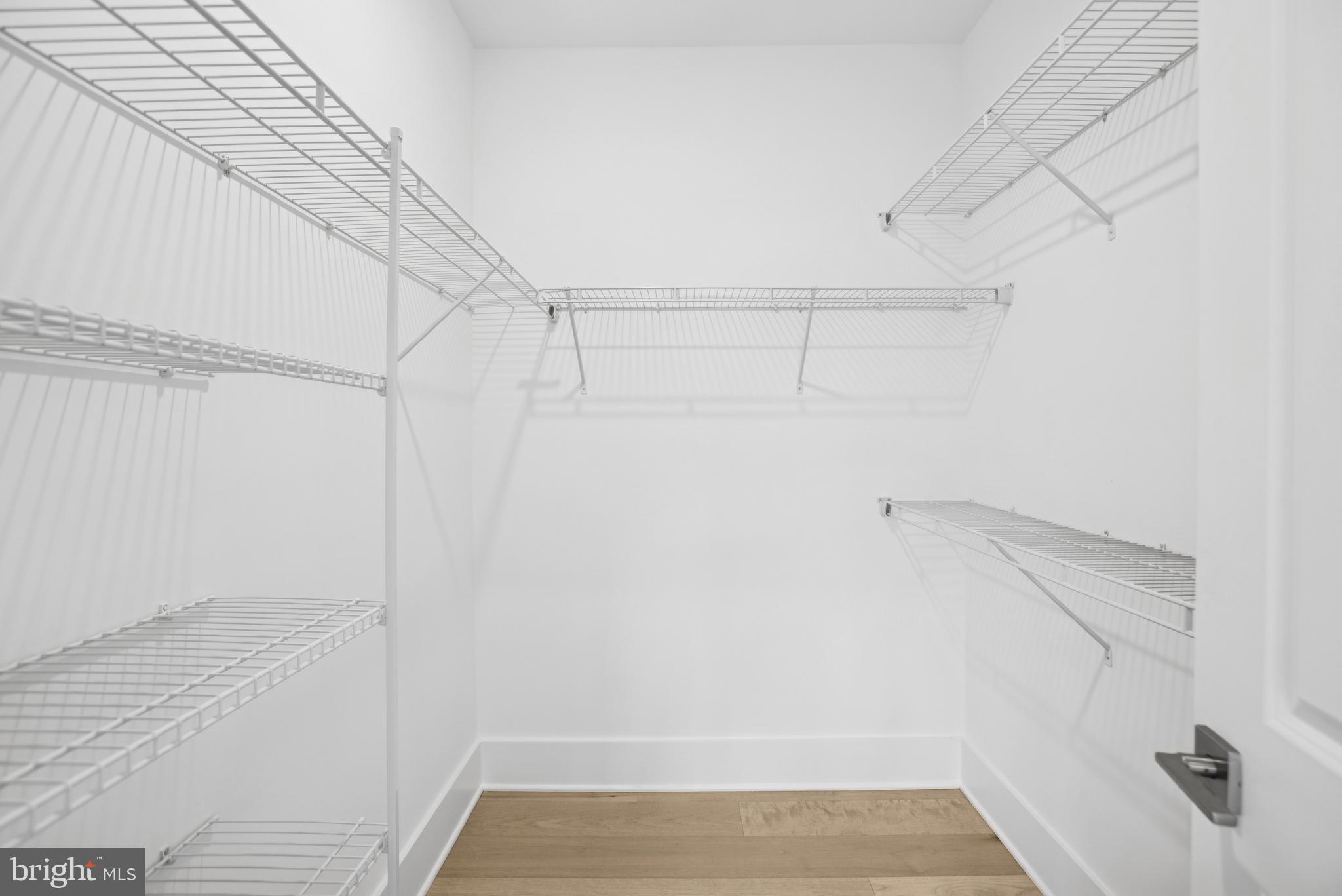 LOCKE LANDING - Residential