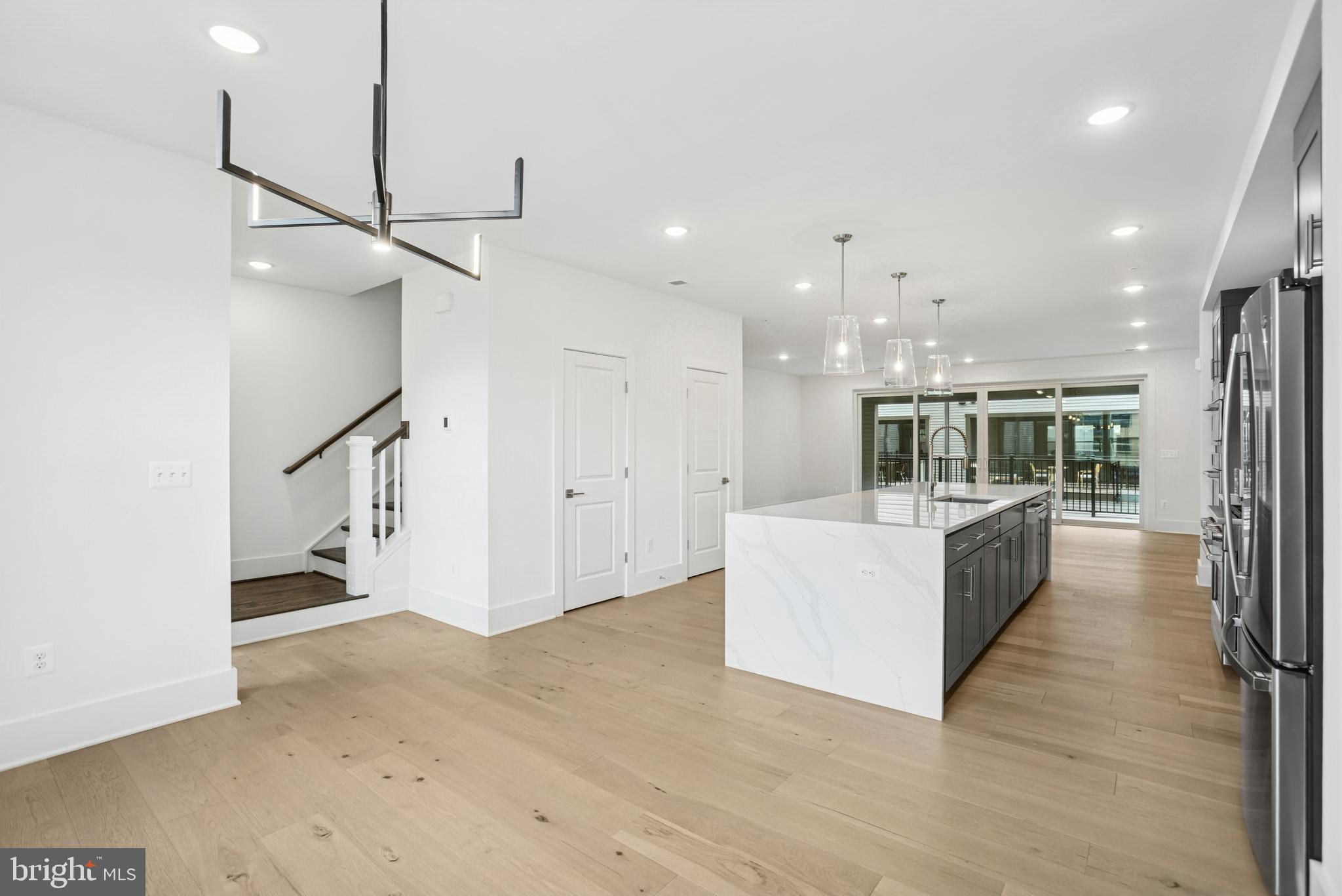 LOCKE LANDING - Residential