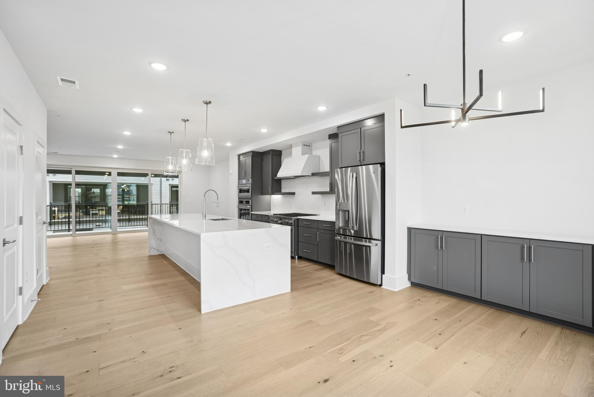 LOCKE LANDING - Residential