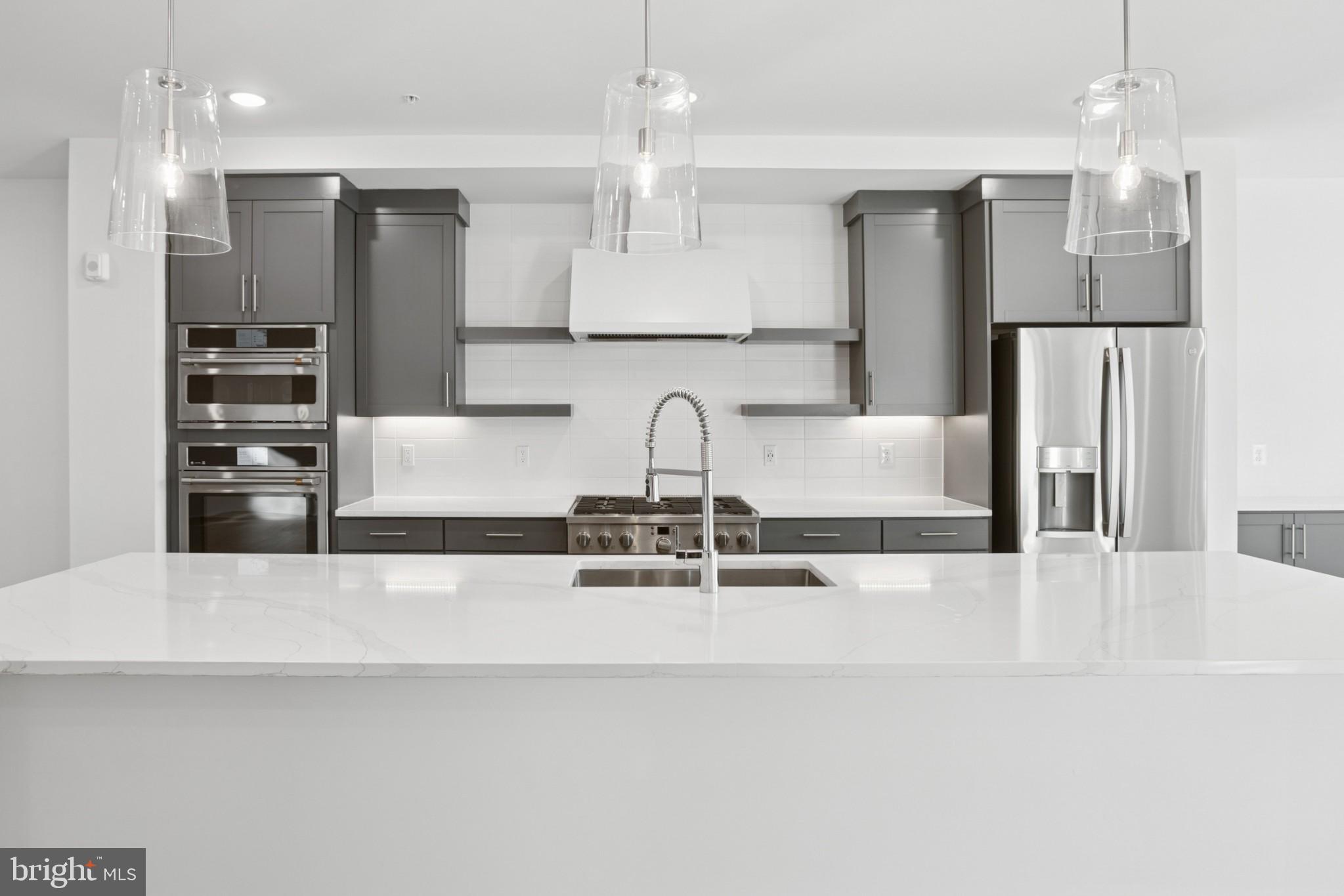 LOCKE LANDING - Residential