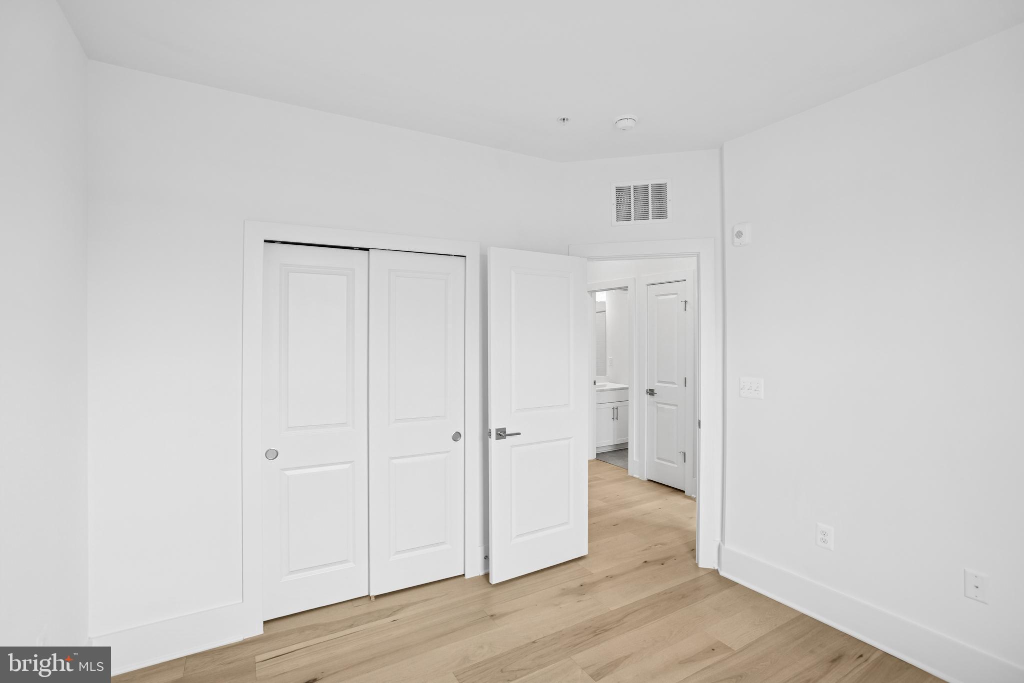 LOCKE LANDING - Residential