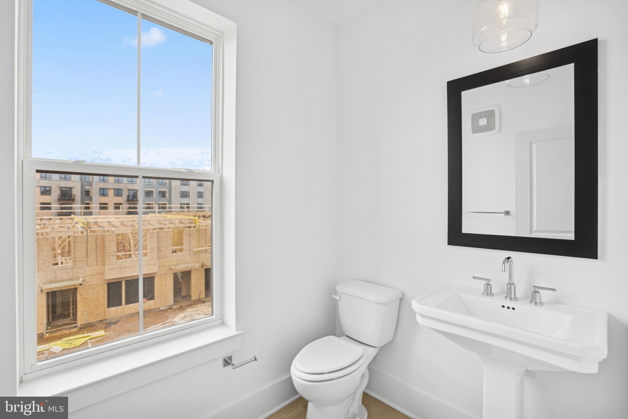 LOCKE LANDING - Residential