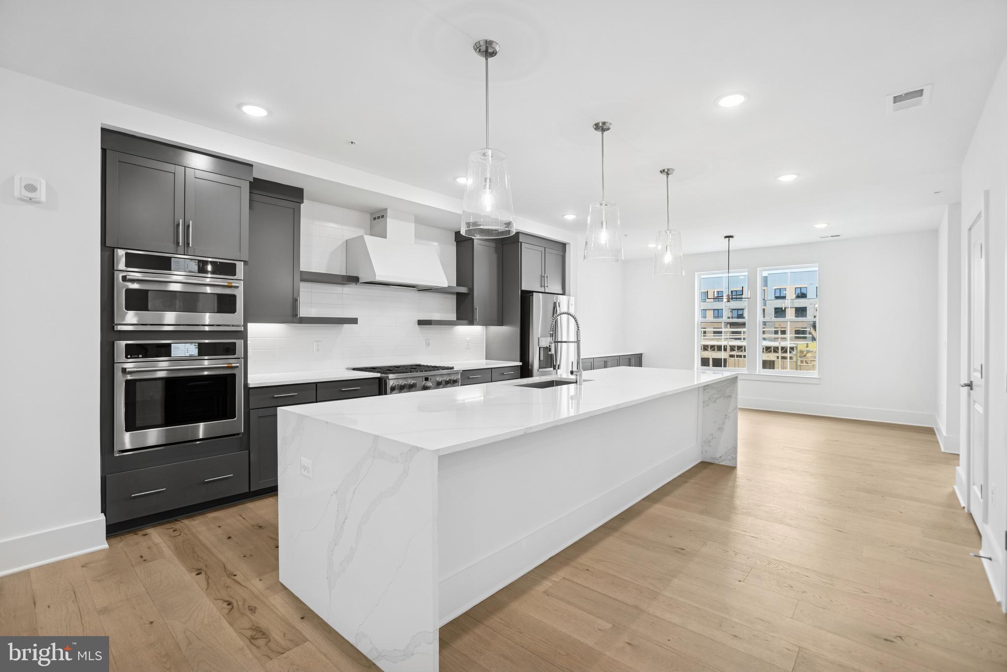 LOCKE LANDING - Residential