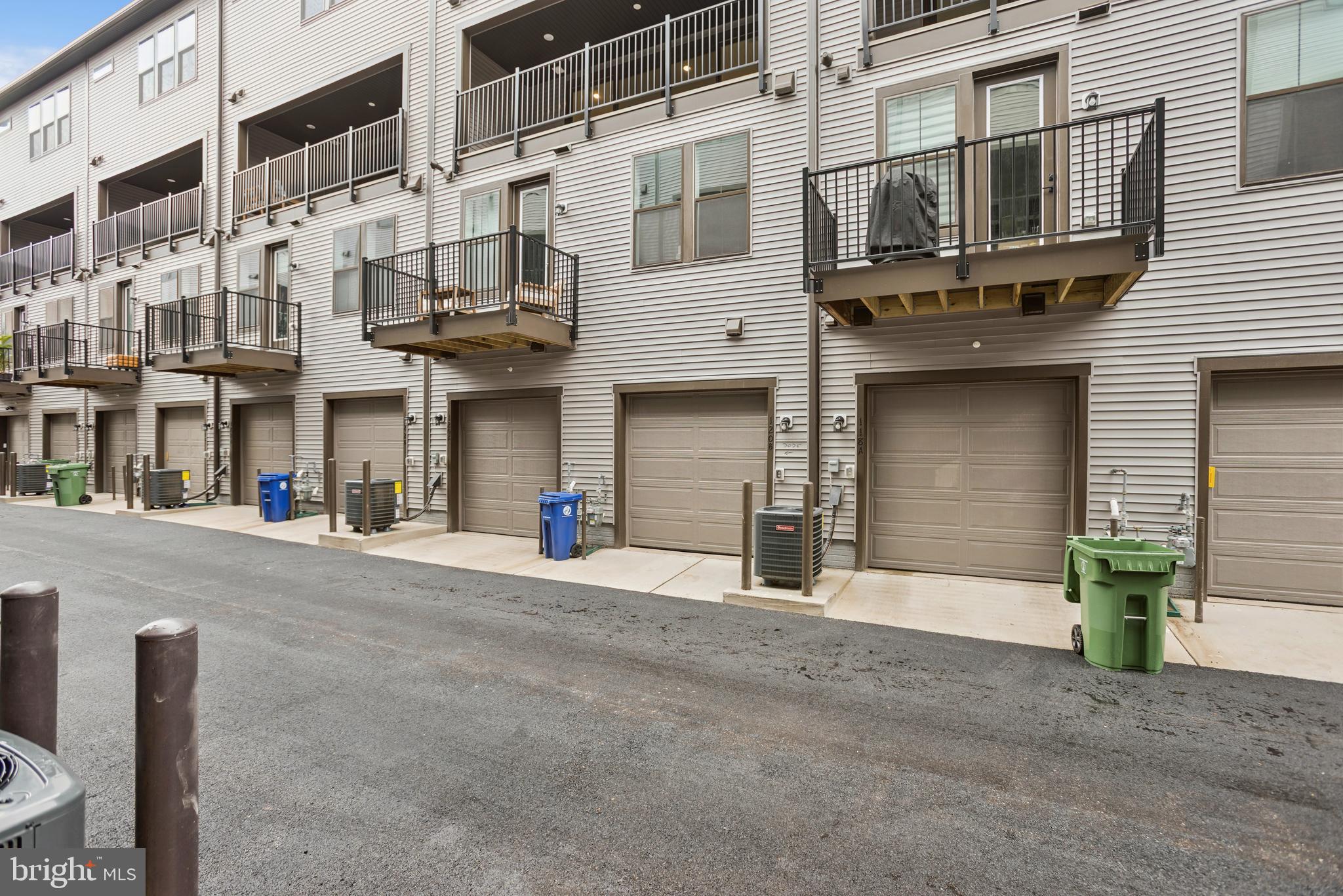 LOCKE LANDING - Residential