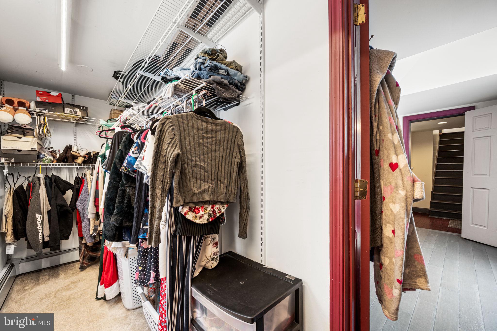 LANMARK FARMS - Residential