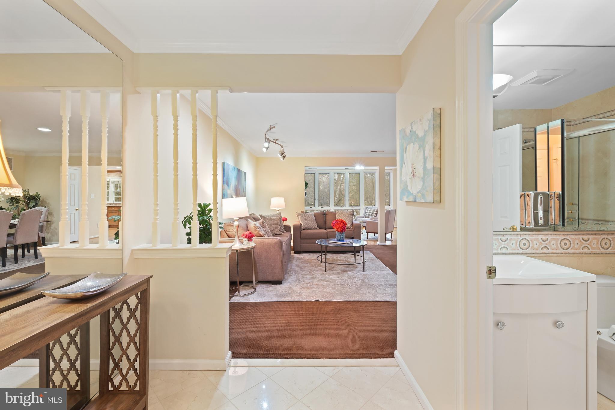 5704 BREWER HOUSE CIRCLE 101