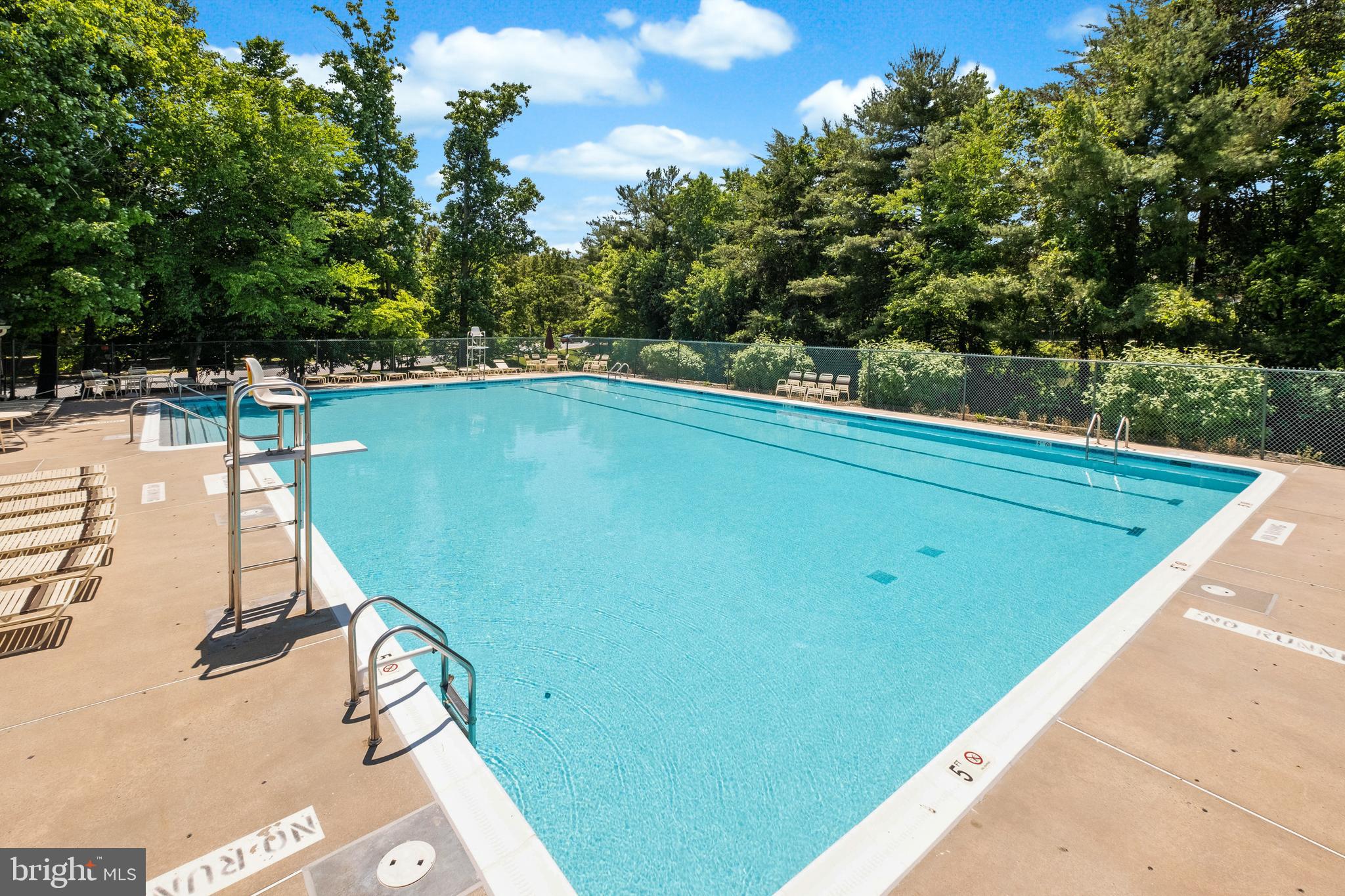 5704 BREWER HOUSE CIRCLE 101