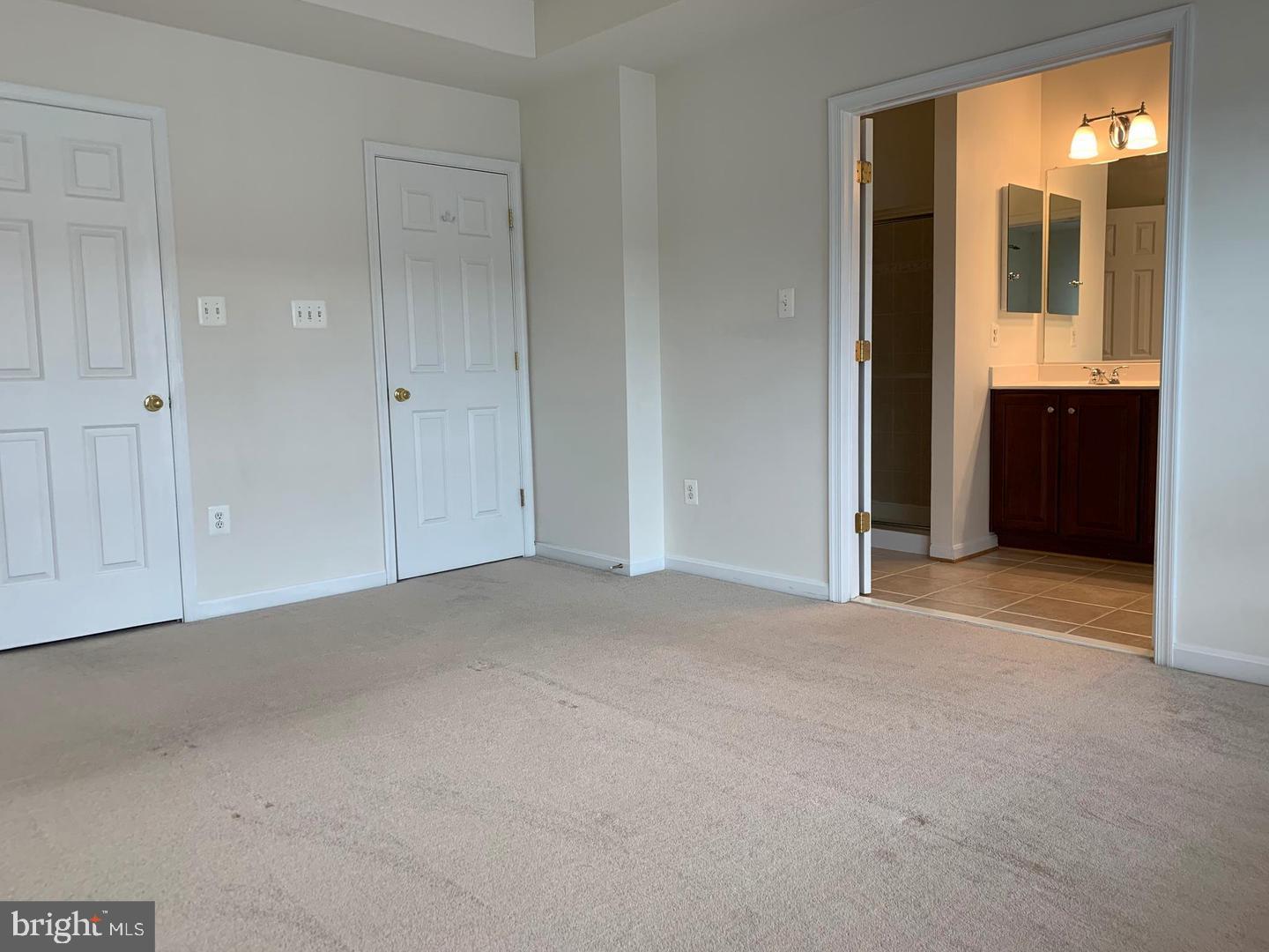 PINEY ORCHARD - Residential Lease