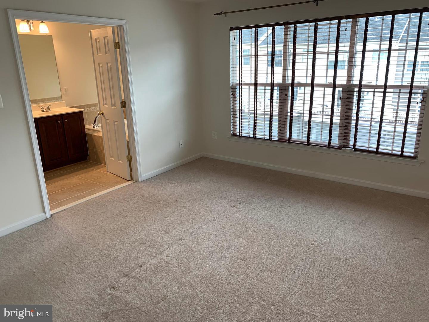 PINEY ORCHARD - Residential Lease