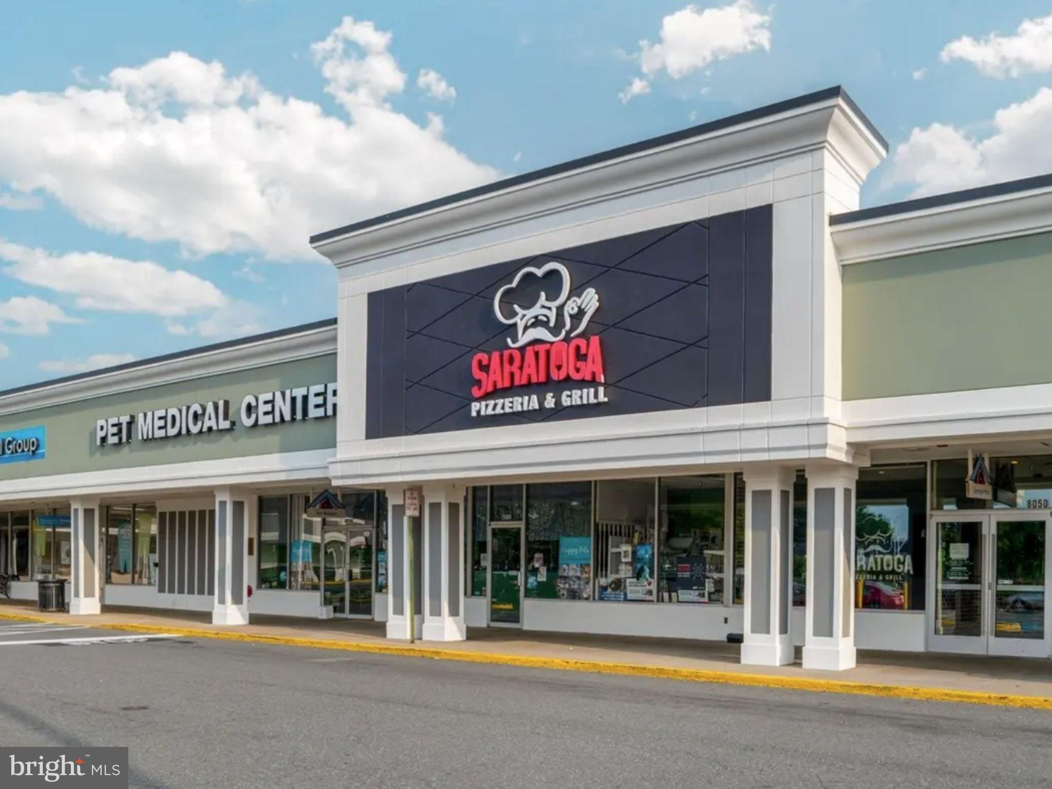 SARATOGA TOWNHOUSES - Residential