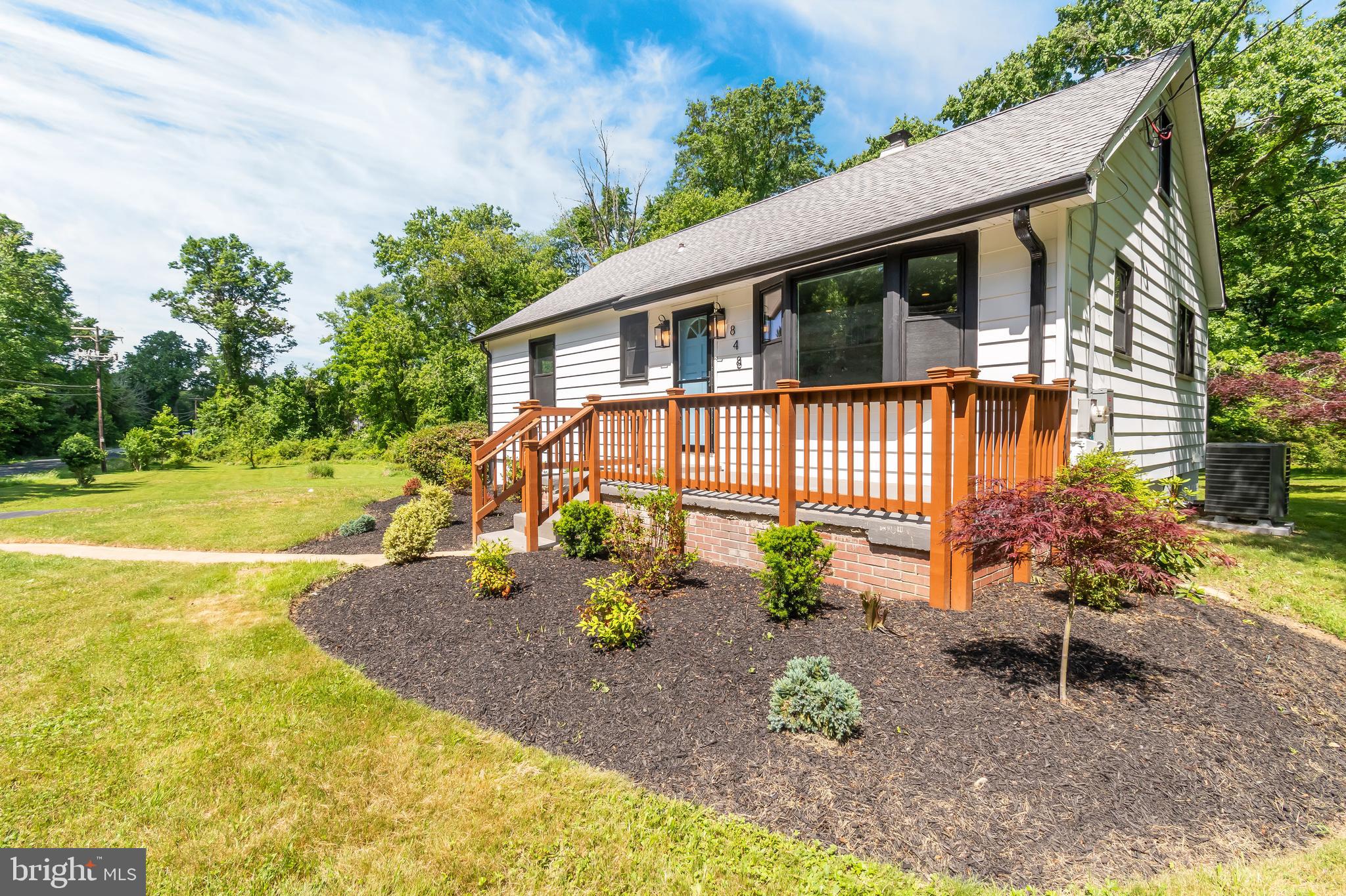 848 GILBERT ROAD