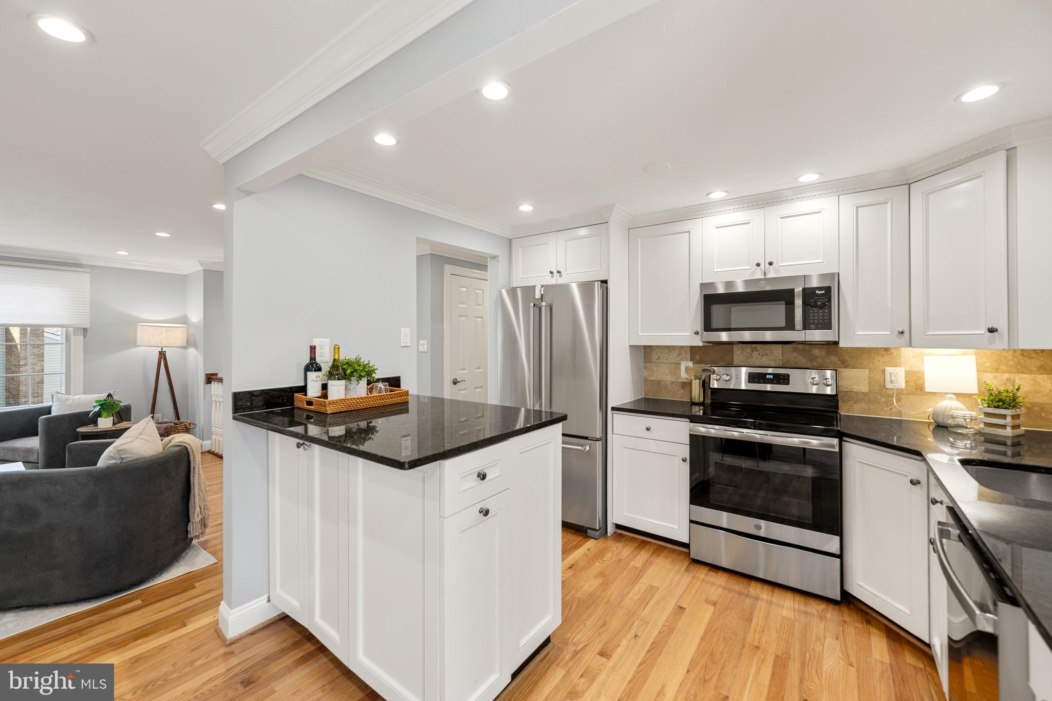 NEWINGTON FOREST - Residential