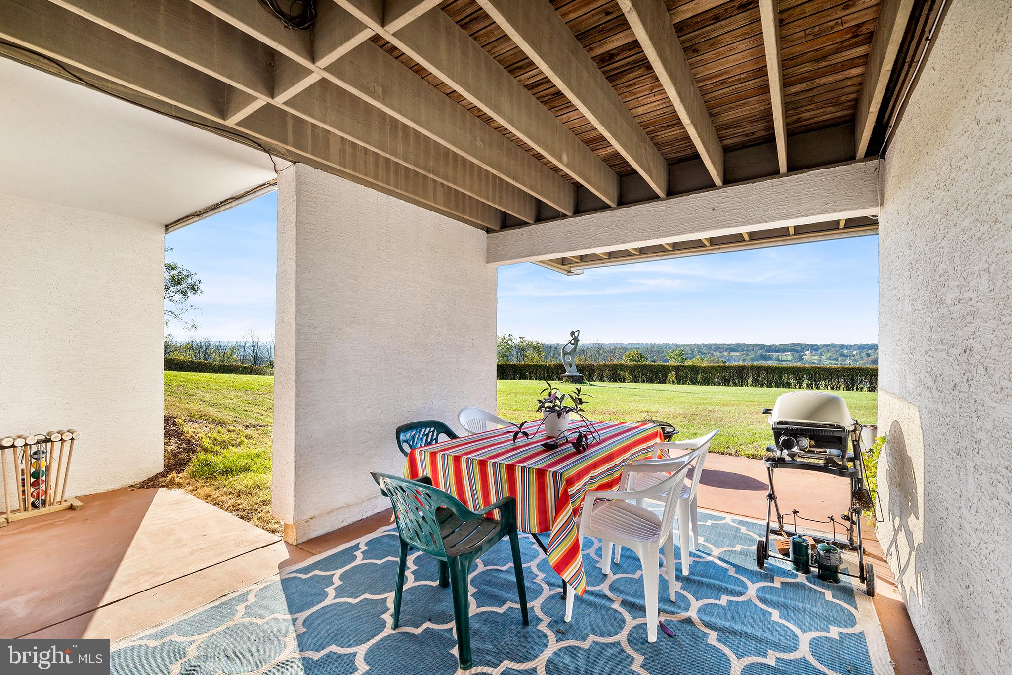 NOB HILL - Residential