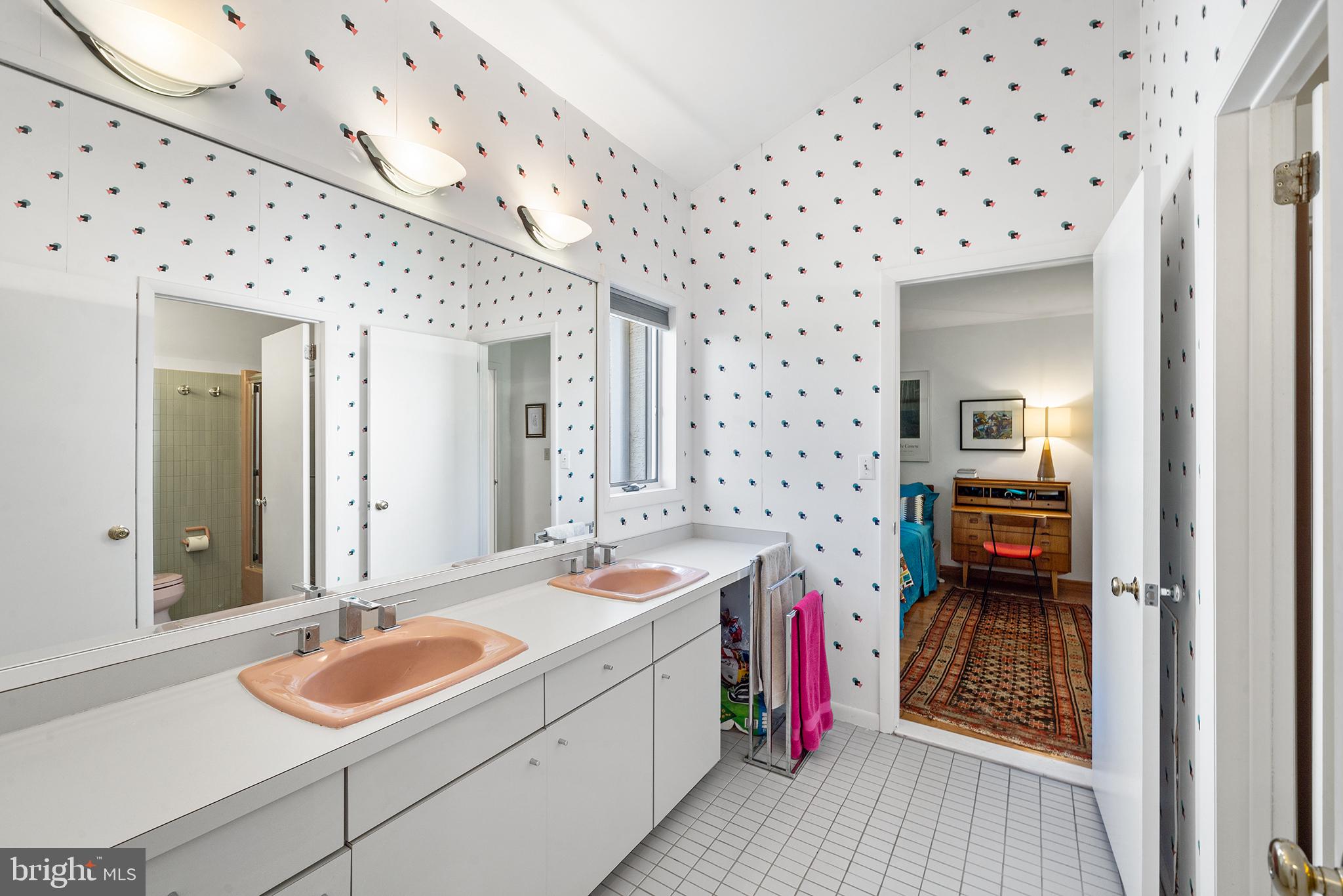 NOB HILL - Residential