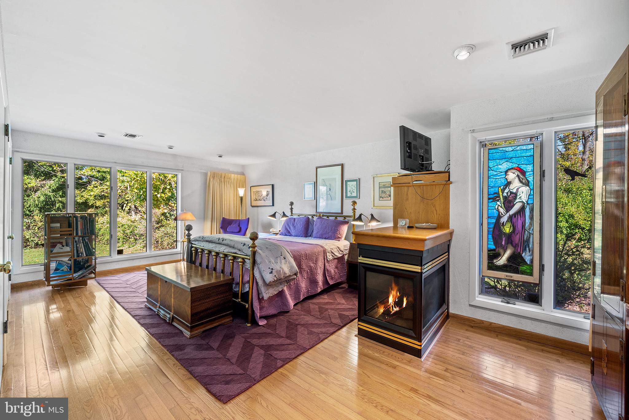 NOB HILL - Residential