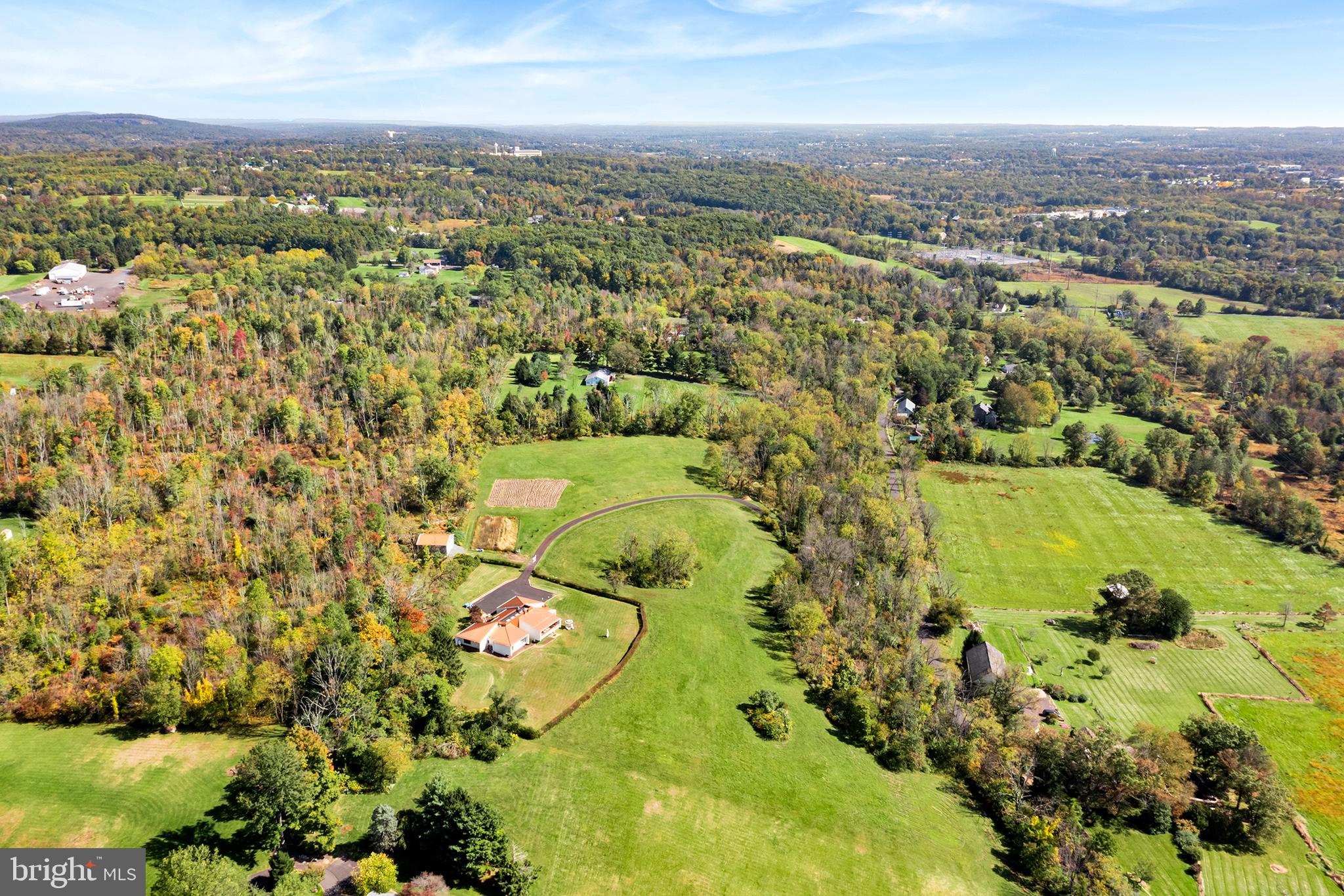 NOB HILL - Residential