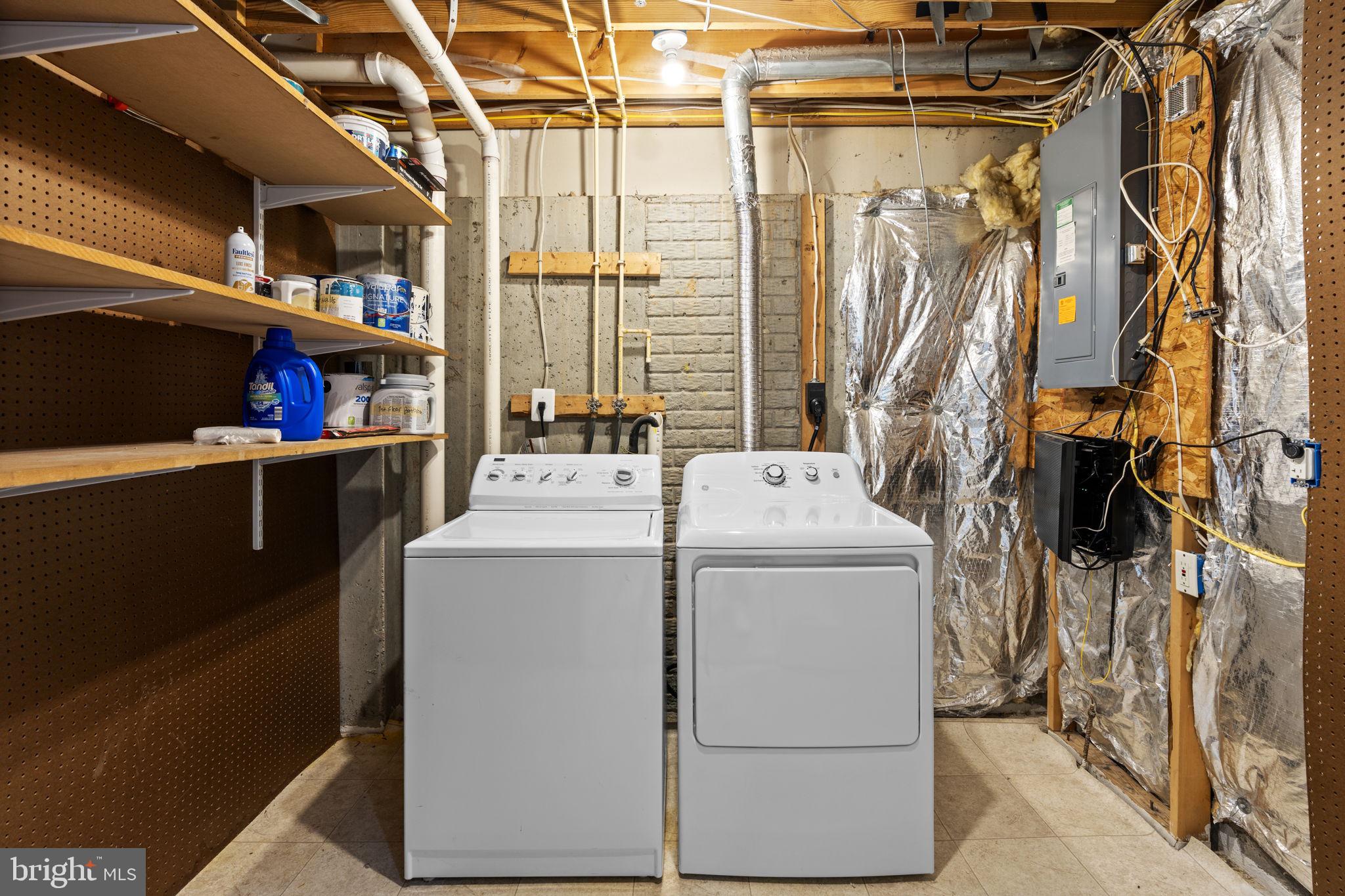 ROSEDALE - Residential Lease