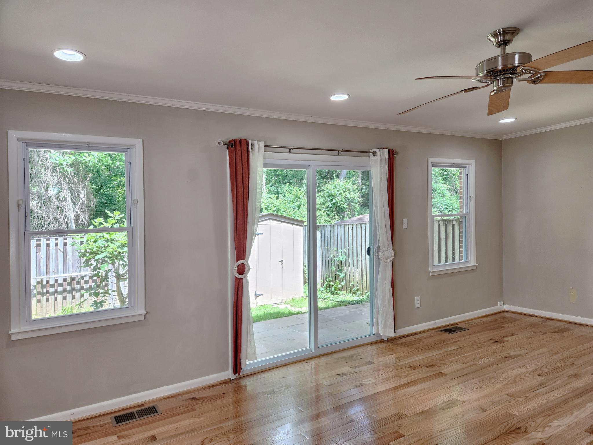 PARK GLEN HEIGHTS - Residential Lease