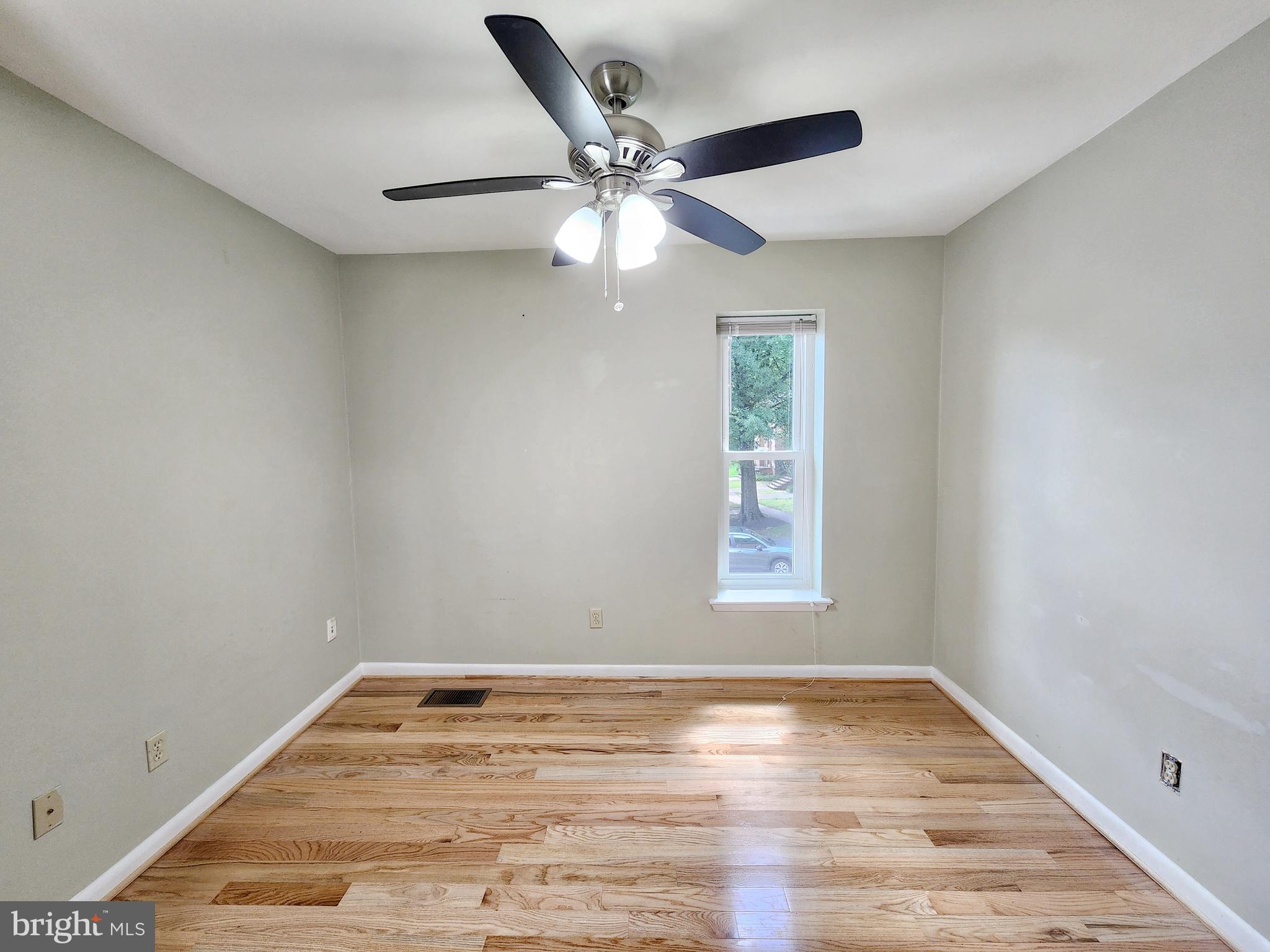 PARK GLEN HEIGHTS - Residential Lease