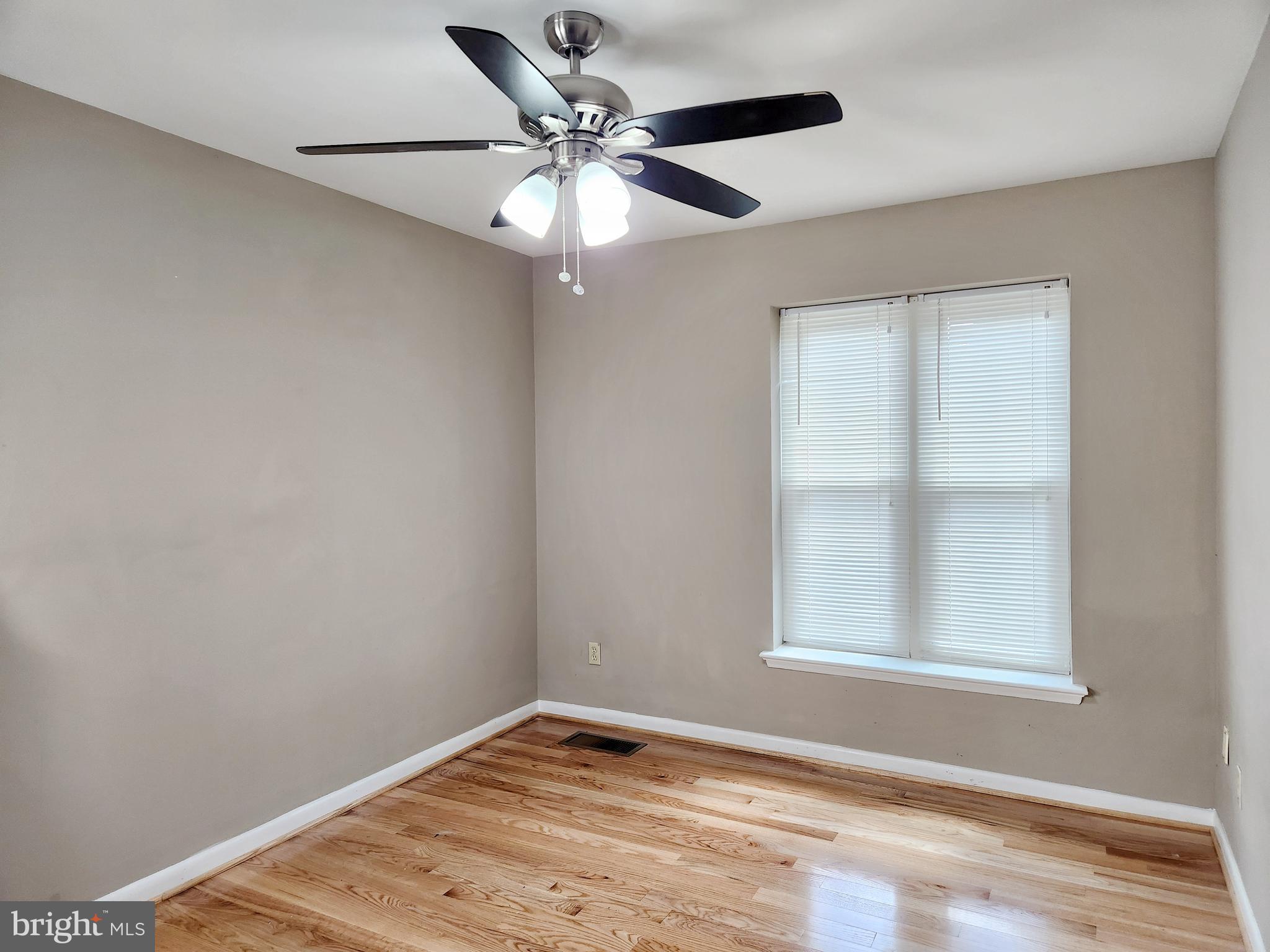 PARK GLEN HEIGHTS - Residential Lease