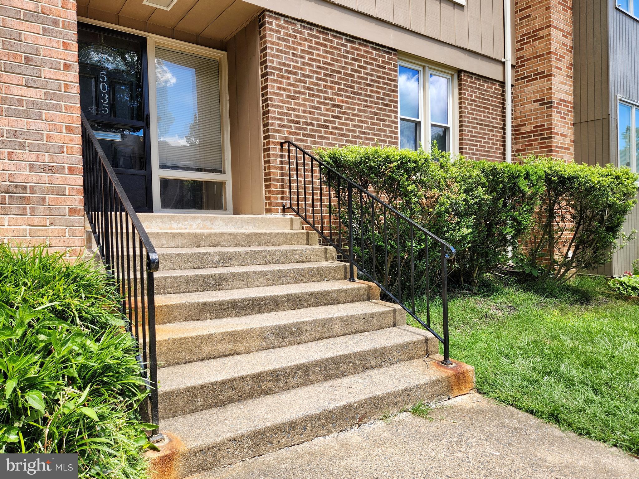 PARK GLEN HEIGHTS - Residential Lease