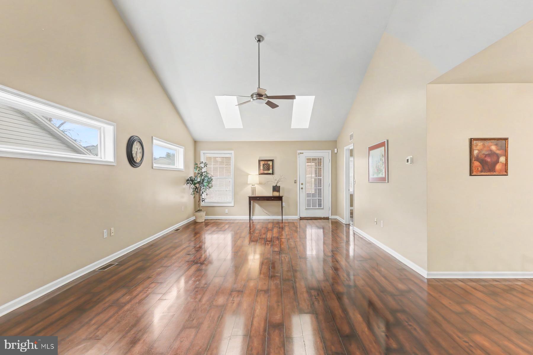 112 HOLLY HILLS DRIVE