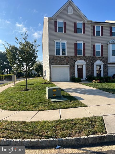 2 BENFORD LANE BEVERLY NJ 08010