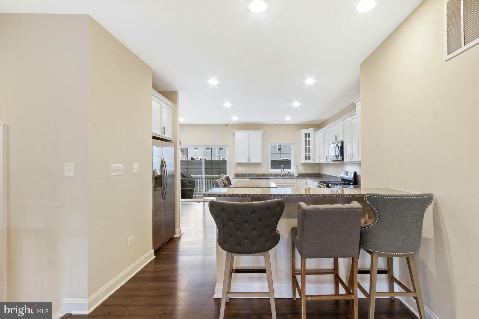 STONEHAVEN - Residential