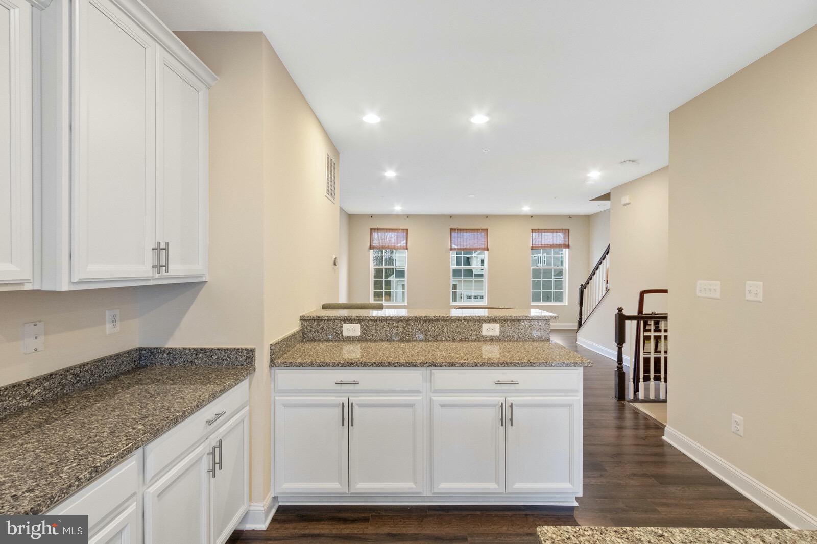 STONEHAVEN - Residential