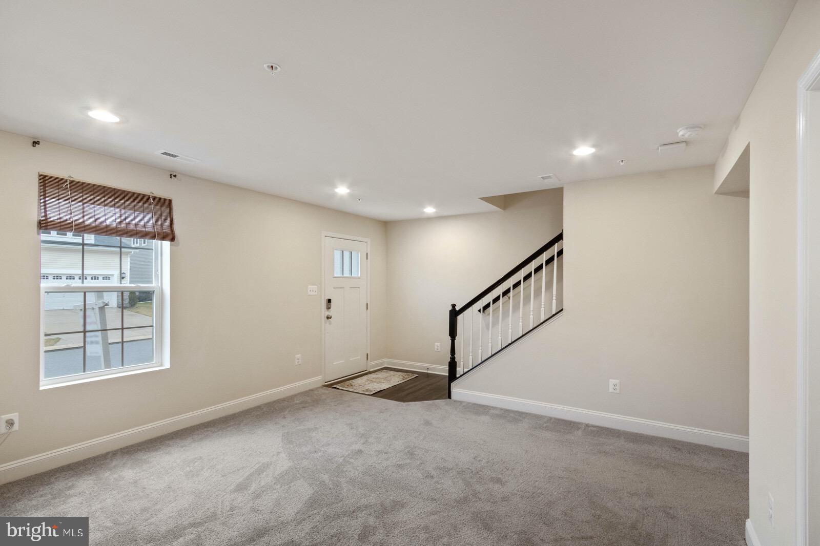 STONEHAVEN - Residential