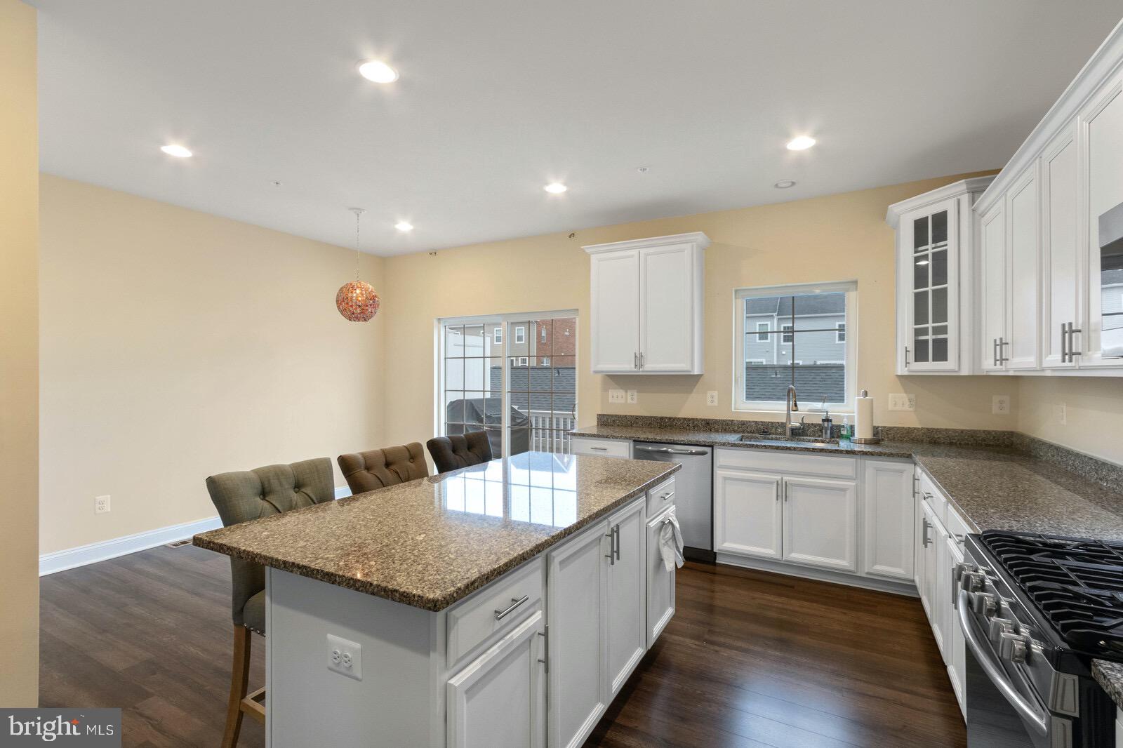 STONEHAVEN - Residential