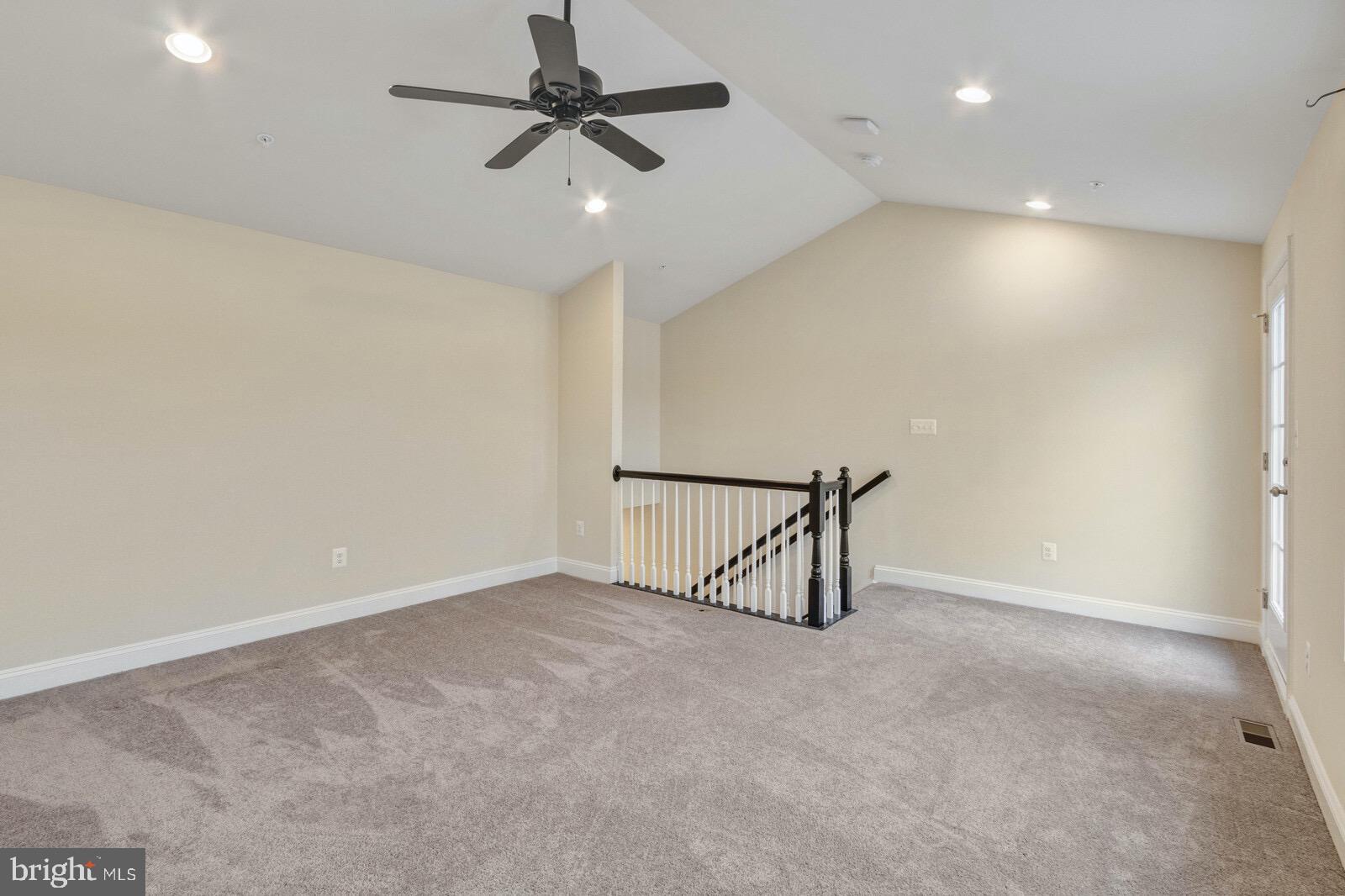 STONEHAVEN - Residential