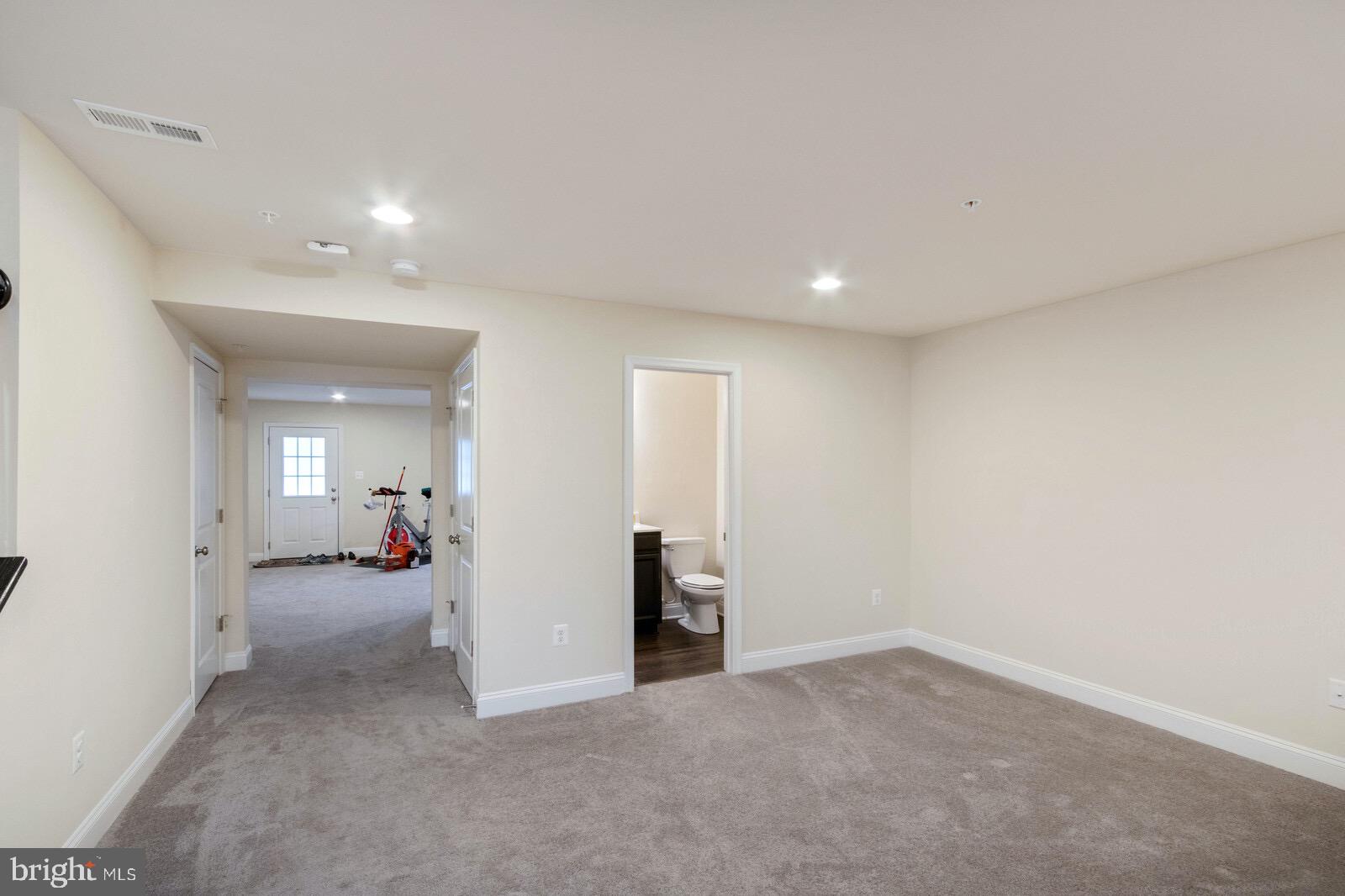 STONEHAVEN - Residential