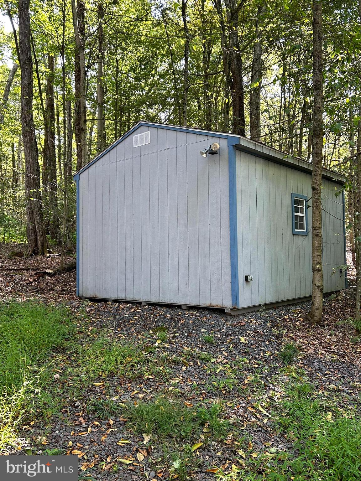 RIVERSIDE ESTATES - Residential