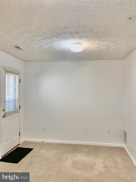 RUSSETT - Residential Lease