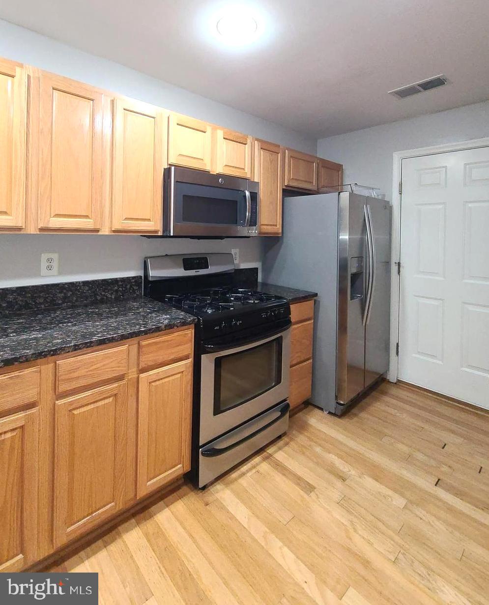 CAMERON STATION - Residential Lease