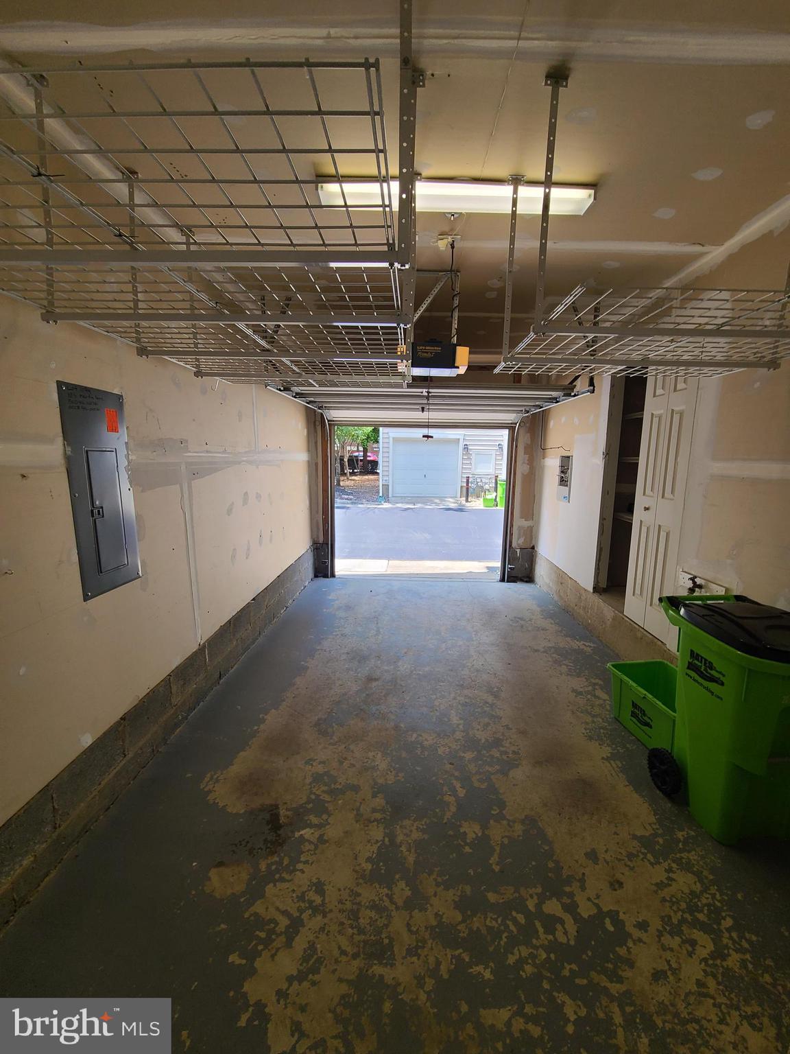 CAMERON STATION - Residential Lease